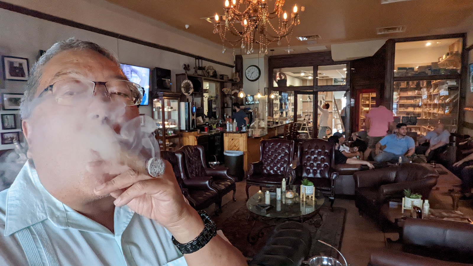 3 Islas Cigar Lounge photo 6