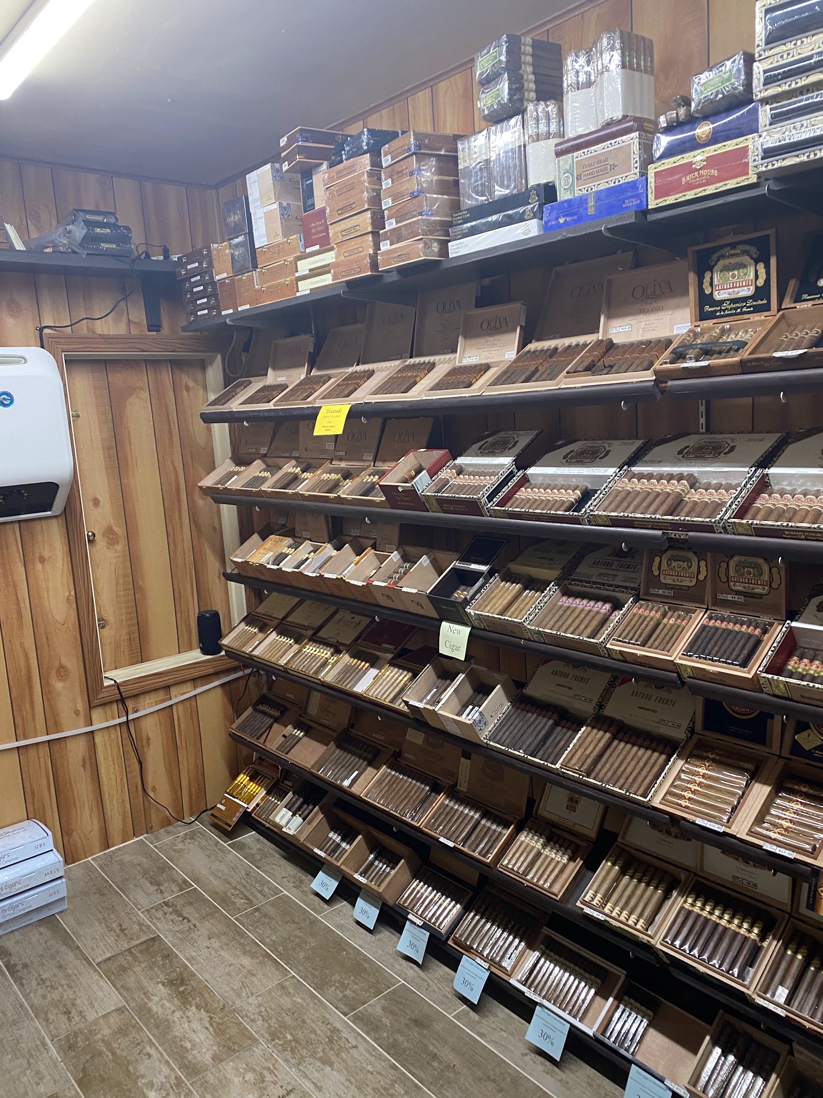 3D's Cigars (HQ) photo 9