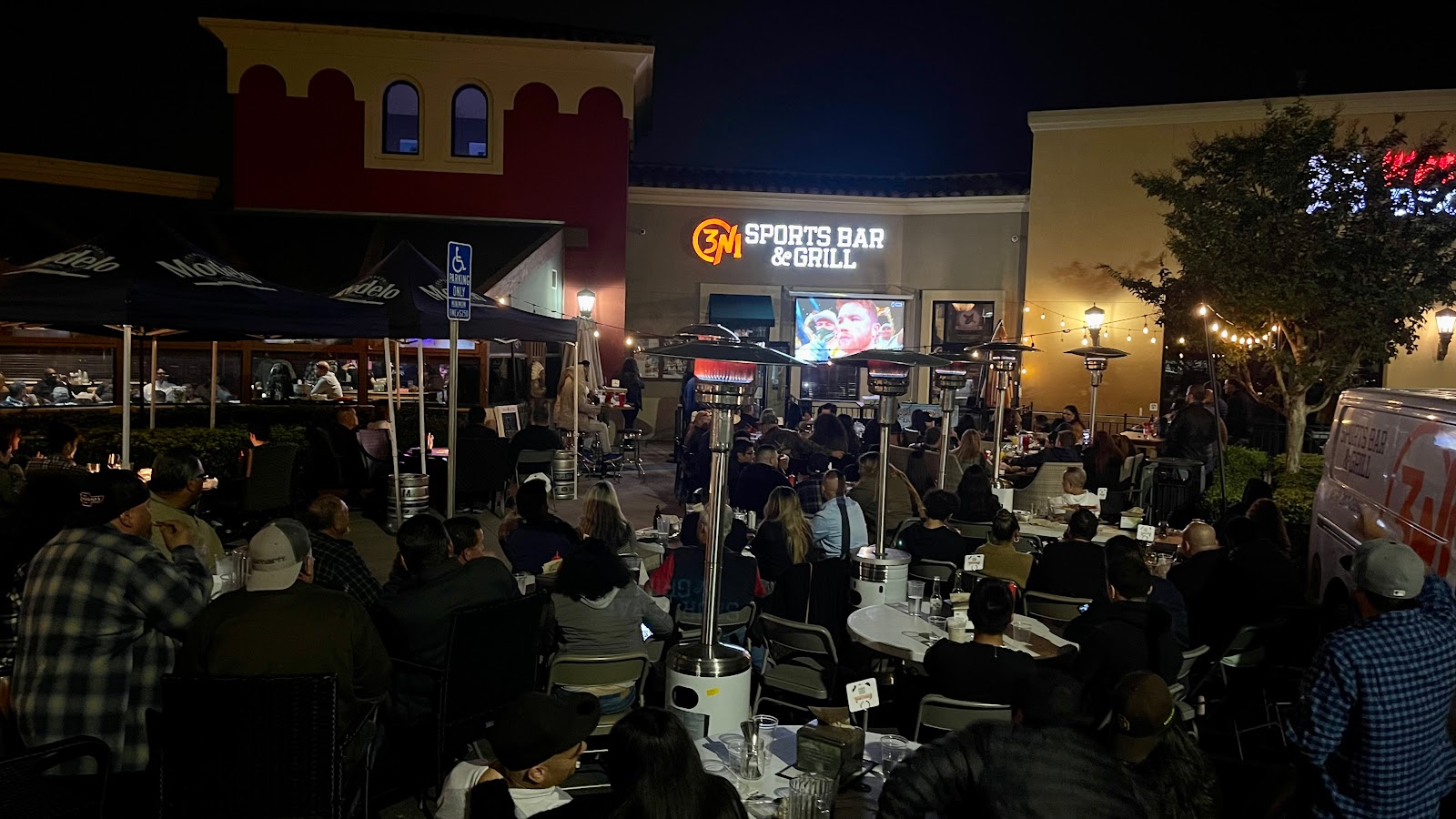 3N1 Sports Bar & Grill photo 3