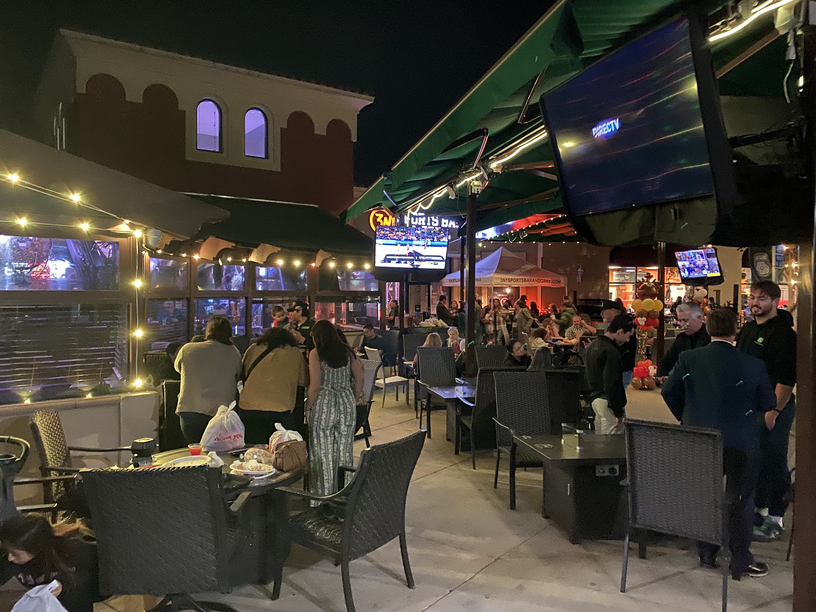 3N1 Sports Bar & Grill photo 4