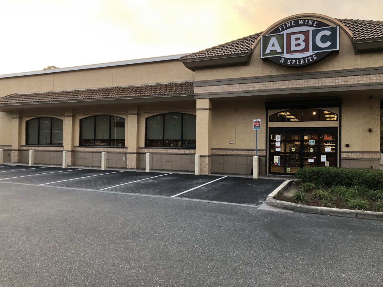 ABC Fine Wine & Spirits #172 - Fernandina Beach photo 7