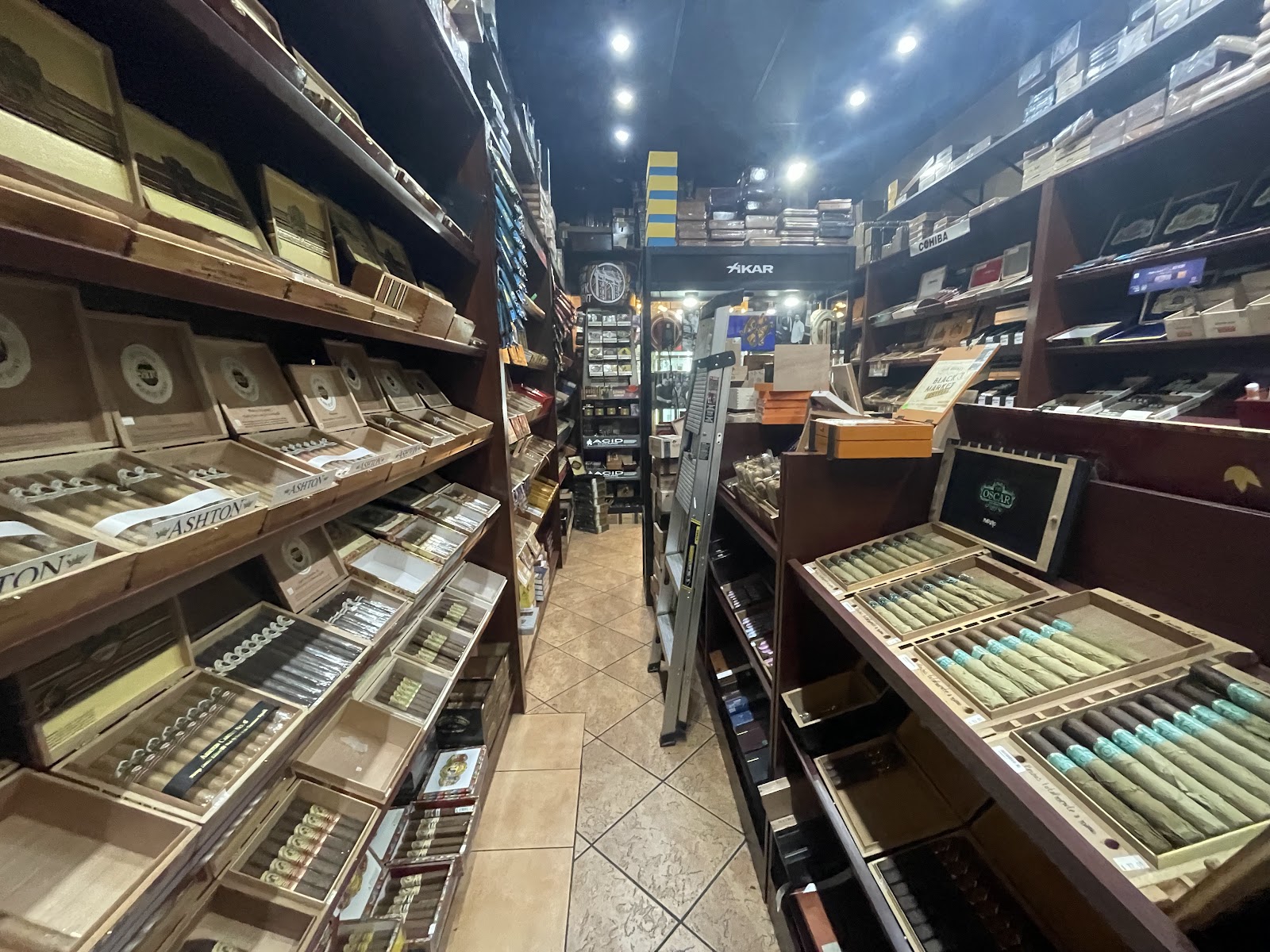 Absolute Cigar Shop photo 6