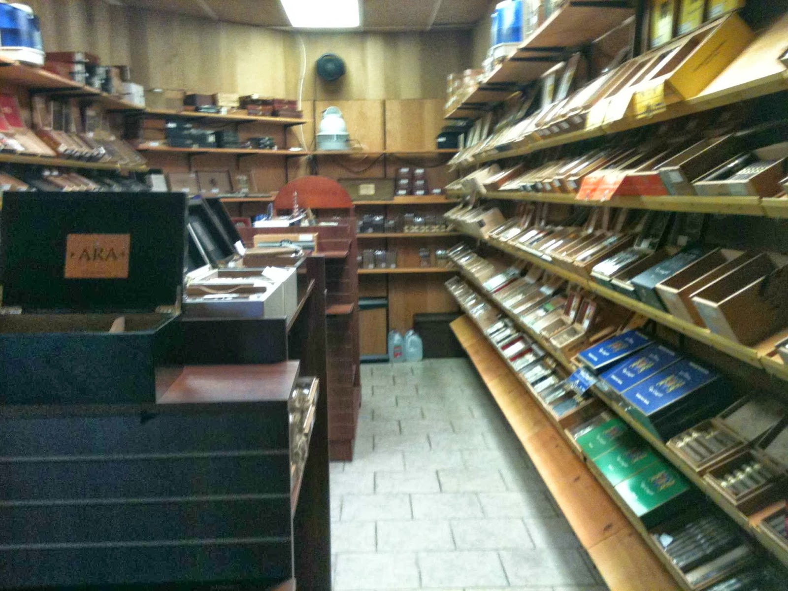 Absolute Tobacco photo 6
