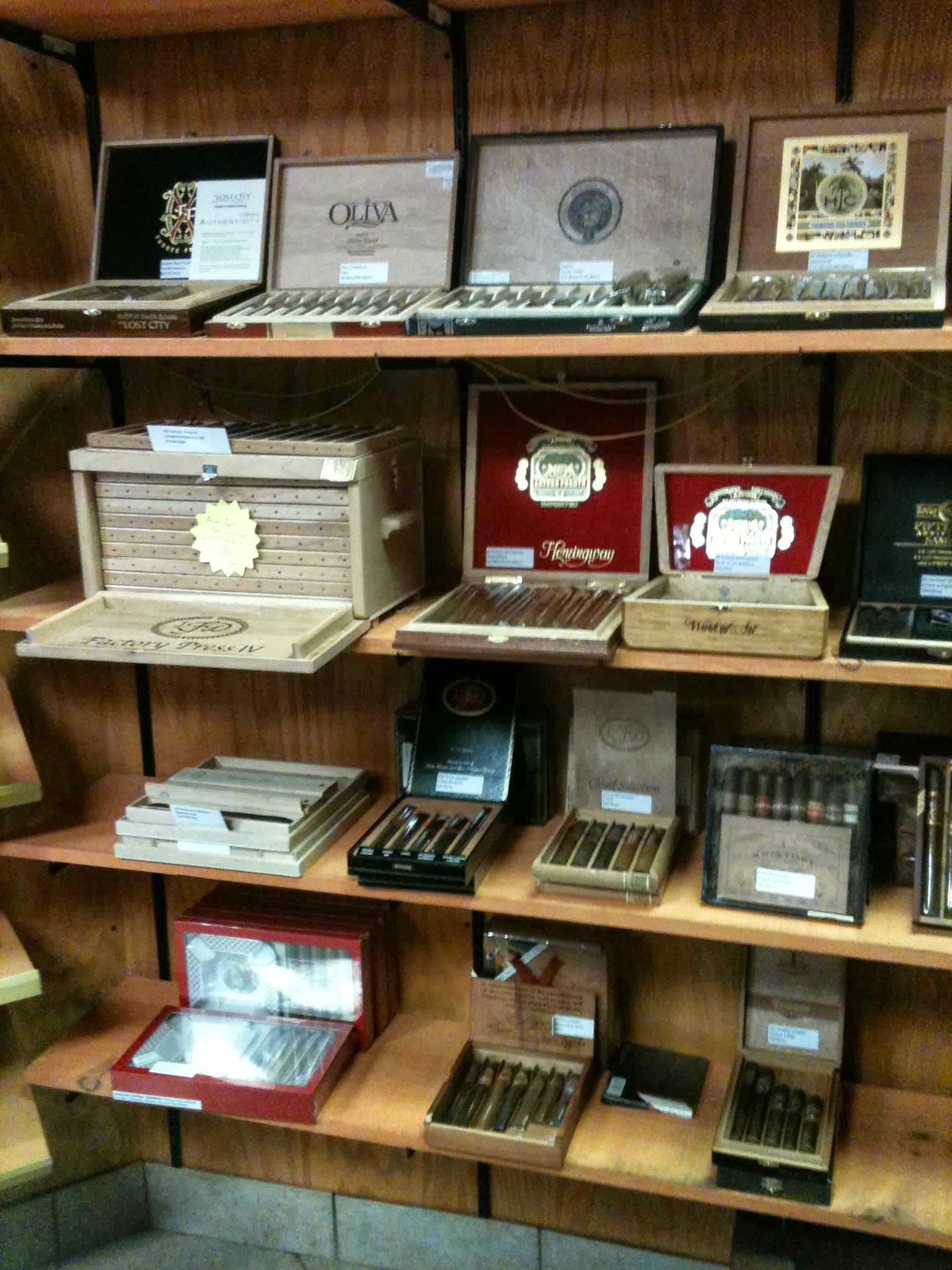 Absolute Tobacco photo 8