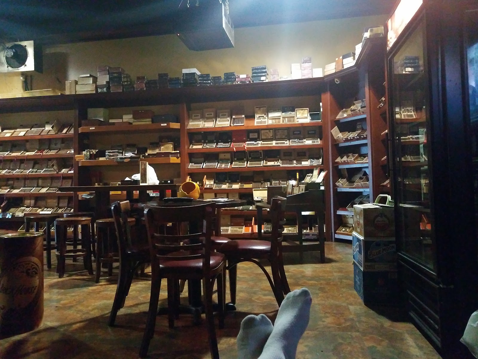 Aficionado Prem Cigars & Wine photo 9