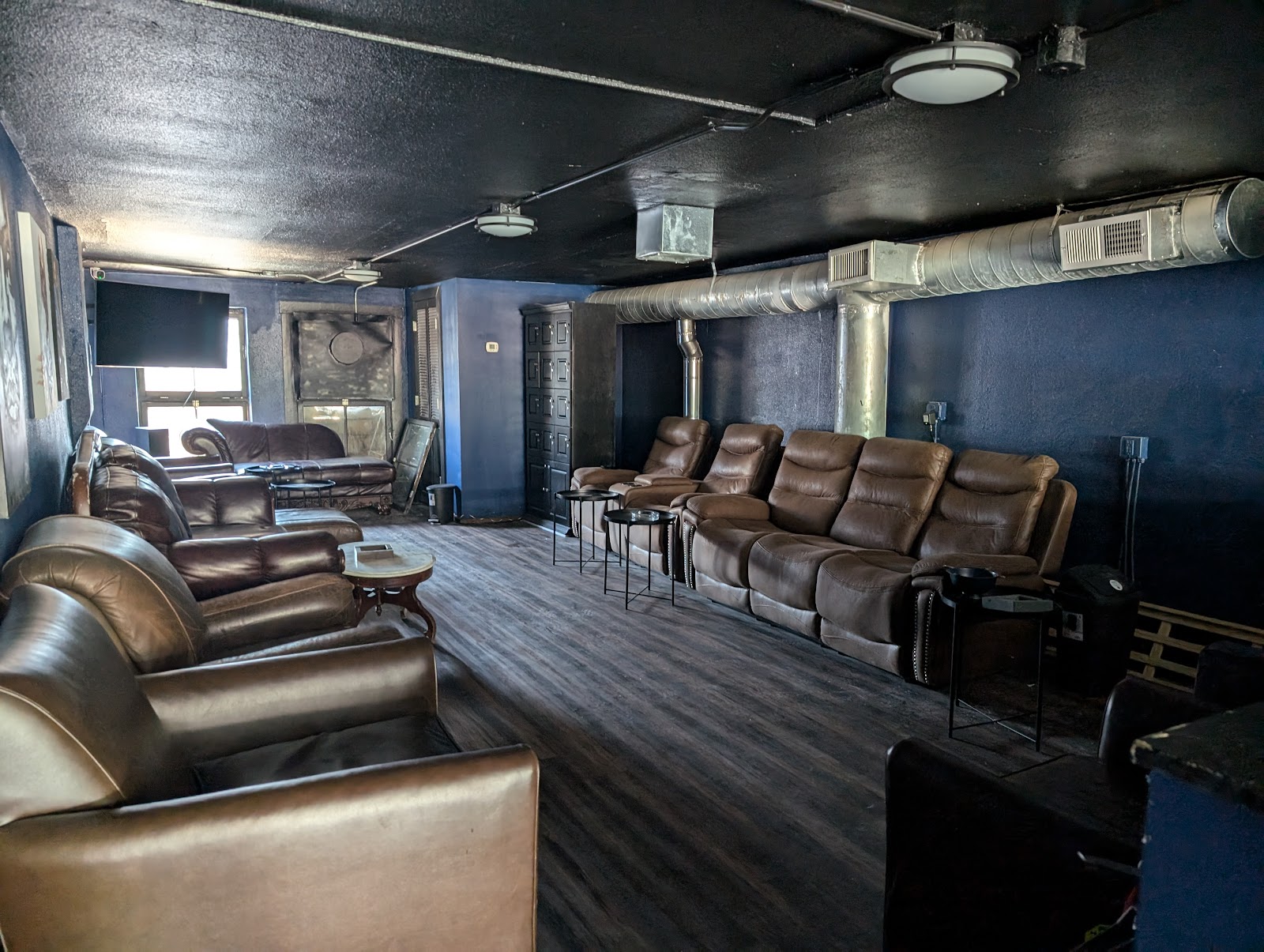 After Burners Cigar Lounge photo 8