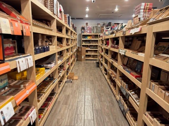 Ambassador Fine Cigars Inc - Peoria photo 6