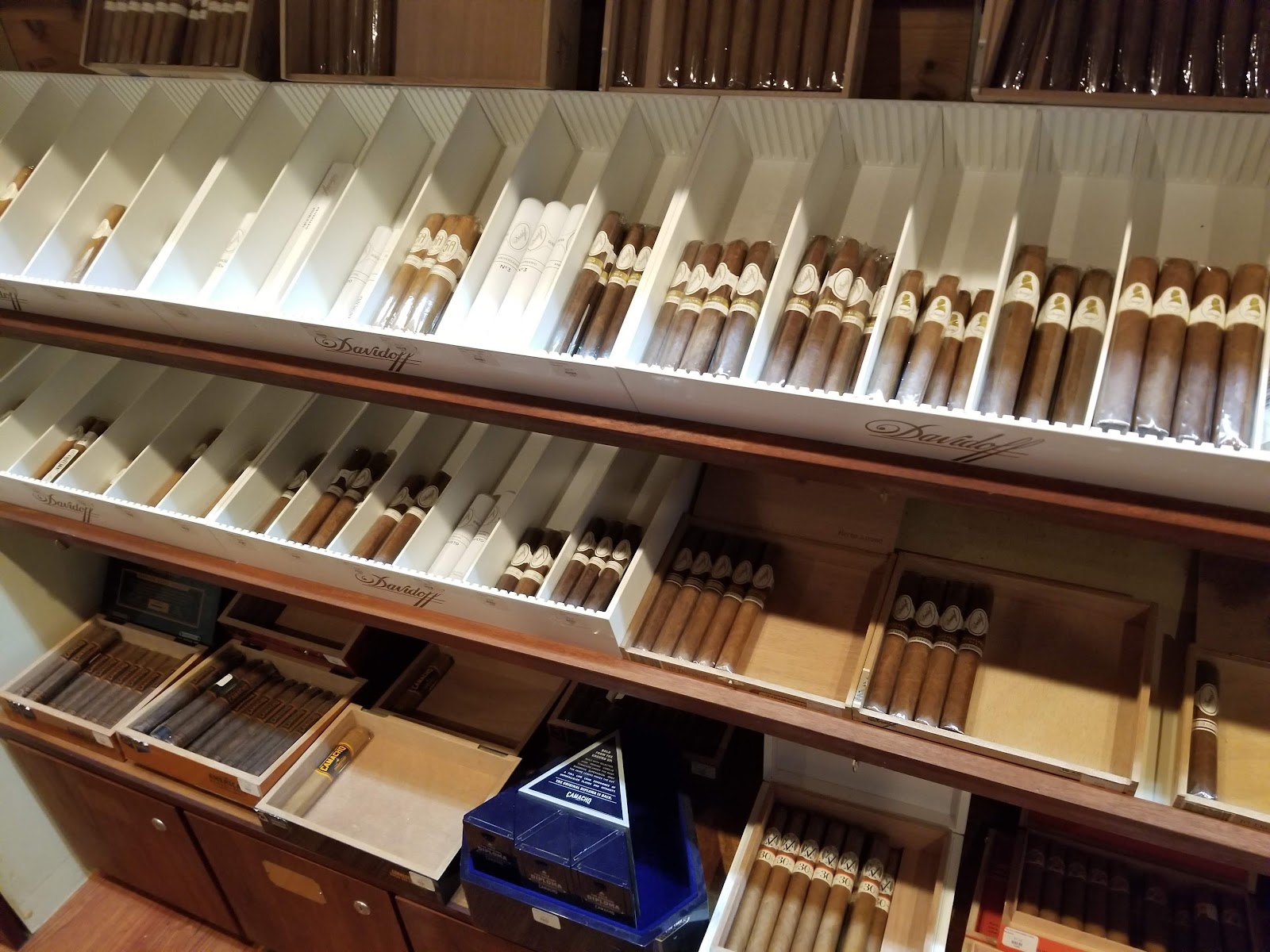 Anthony's Cigar Emporium - Broadway Blvd photo 10