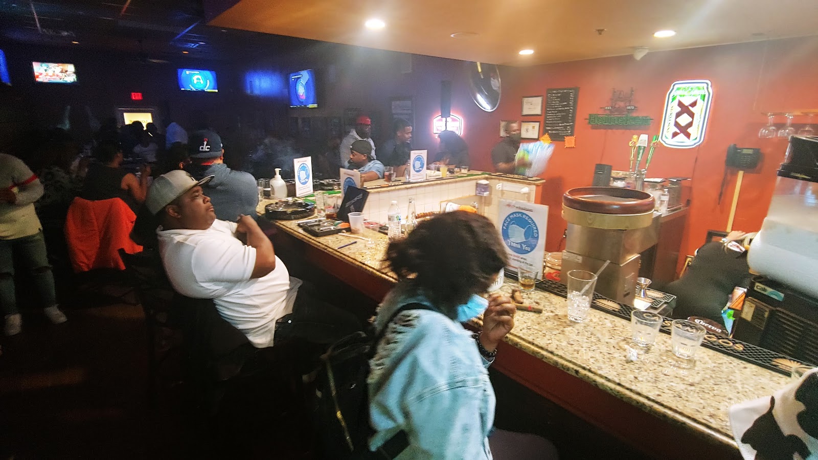 Aphelion Cigar Lounge photo 5