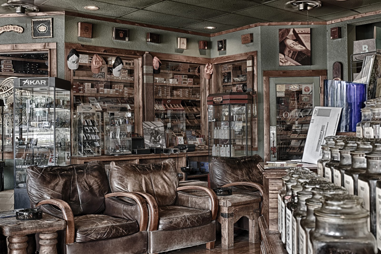 Arlington Cigar & Tobacco (HQ) photo 5