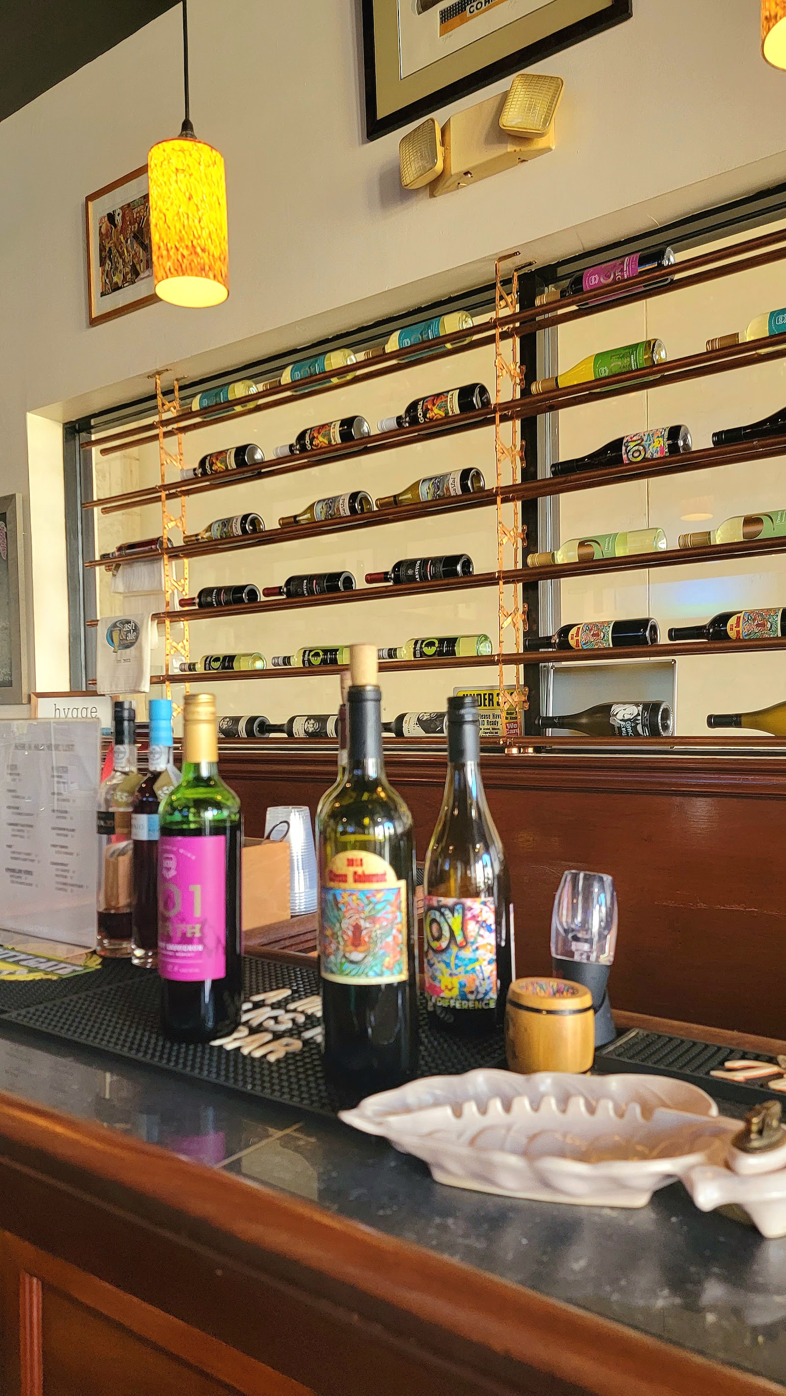 Ash & Ale Lounge, LLC photo 2