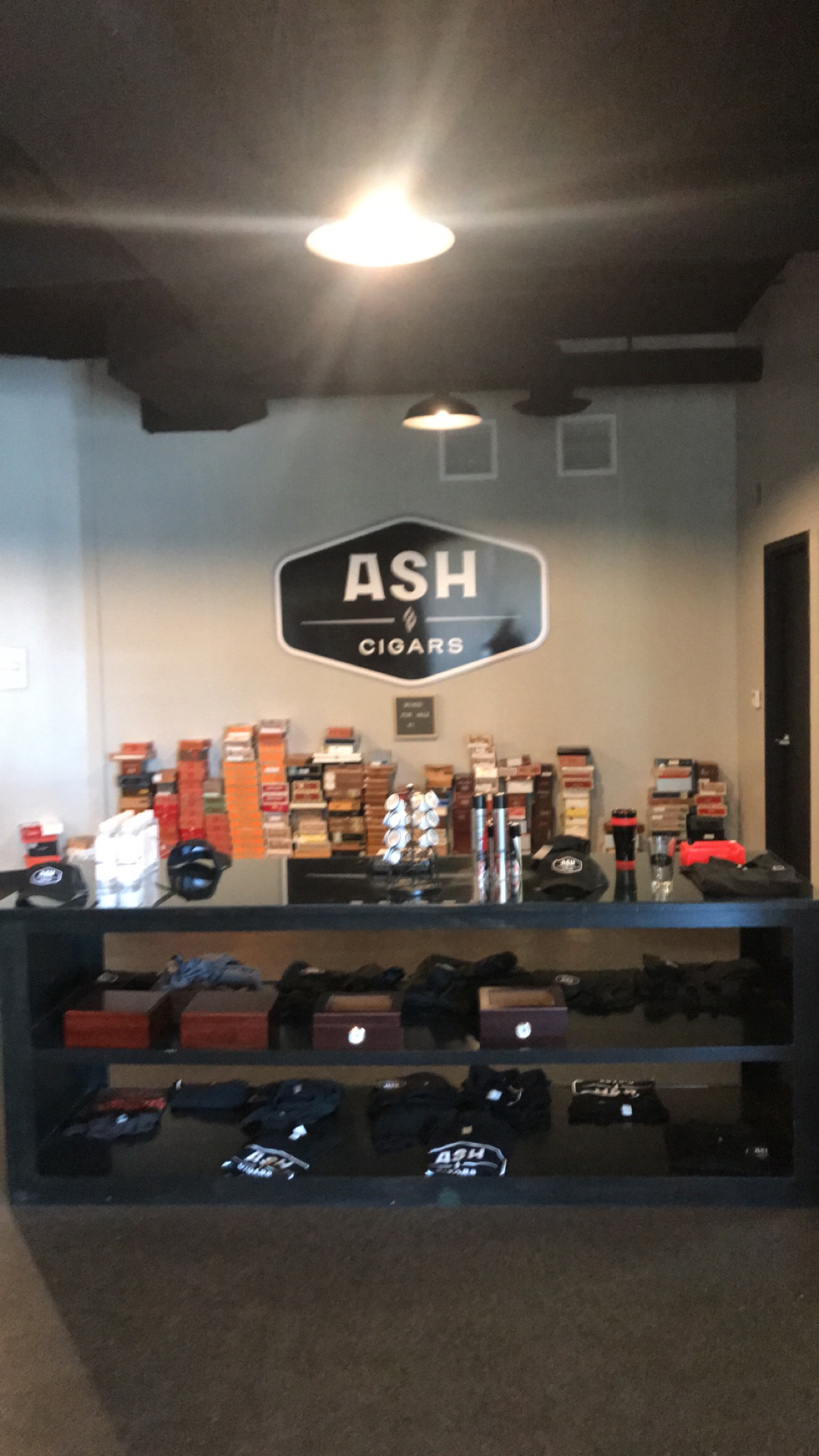 Ash Cigars KC photo 4