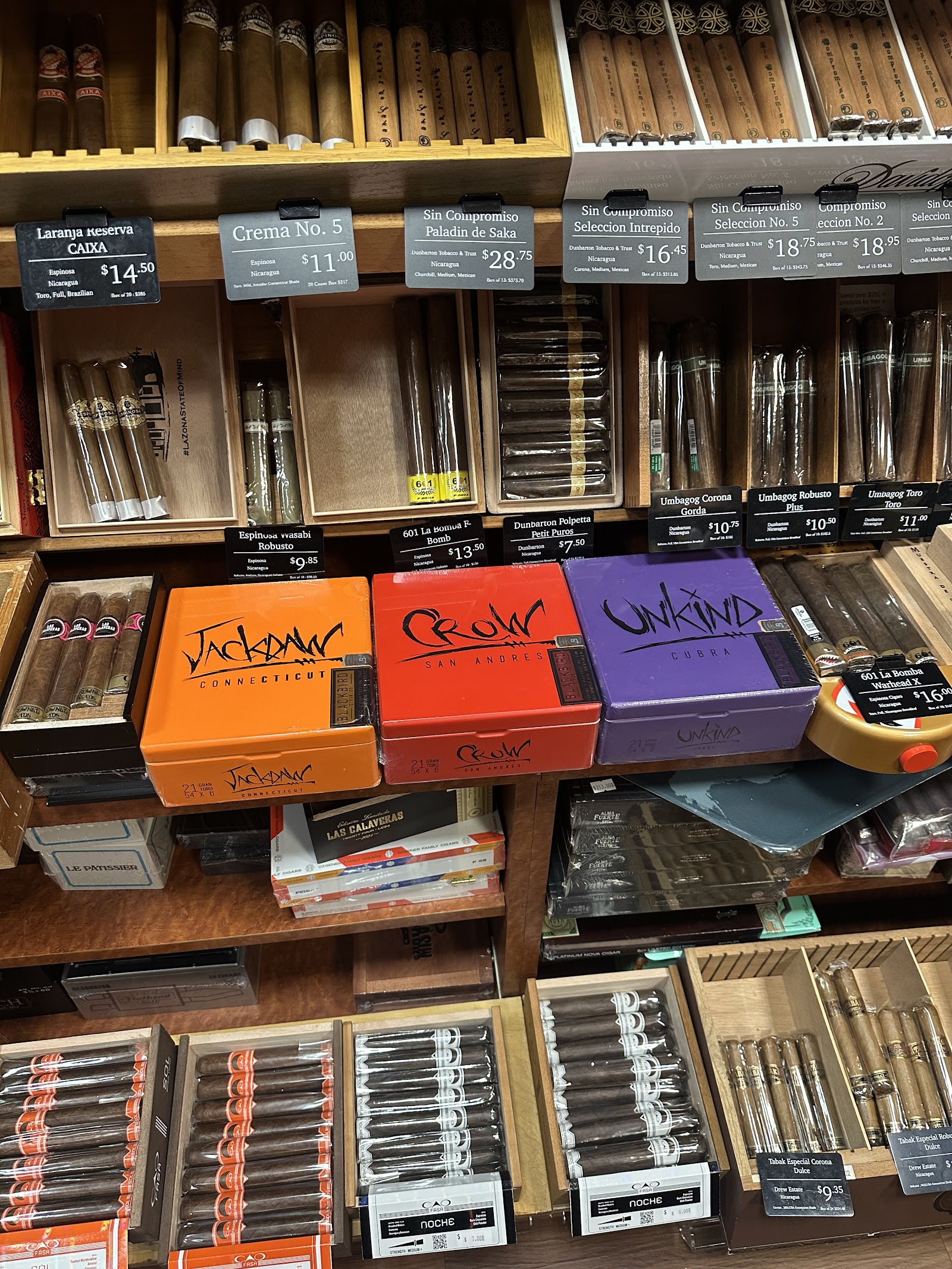 Ash & Vine Cigars photo 10