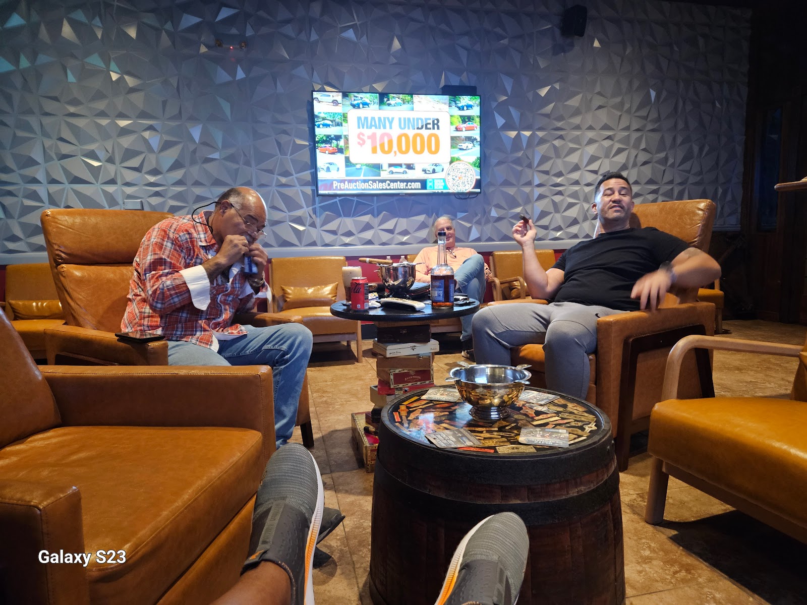 Ashes Cigar and Lounge photo 6