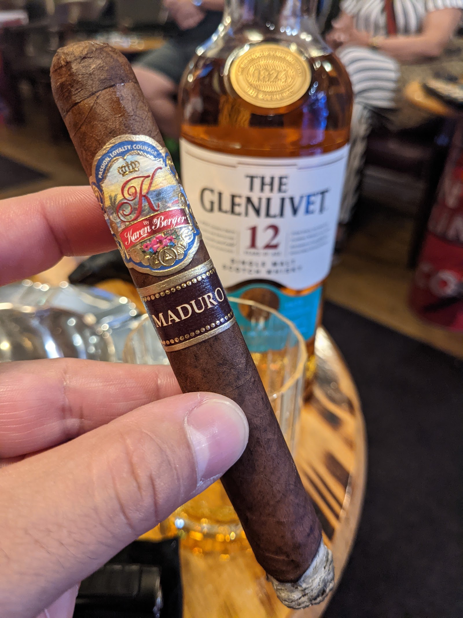 Avenue Cigar Lounge photo 5