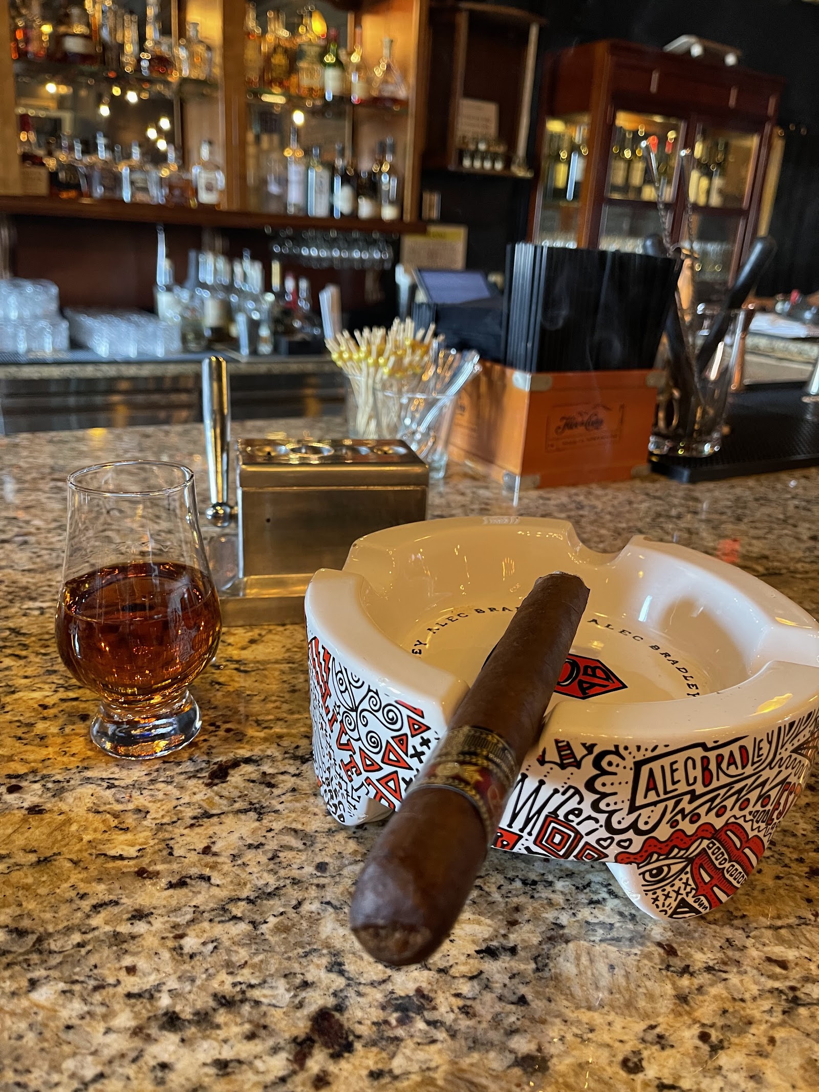 Bar Cigar Especial photo 6