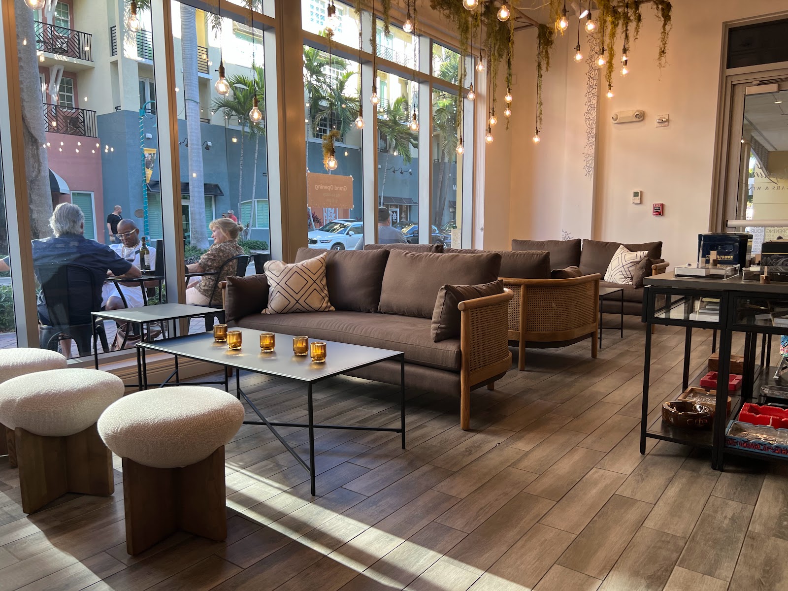 Bartolo’s Cigars, Wine & Coffee photo 2