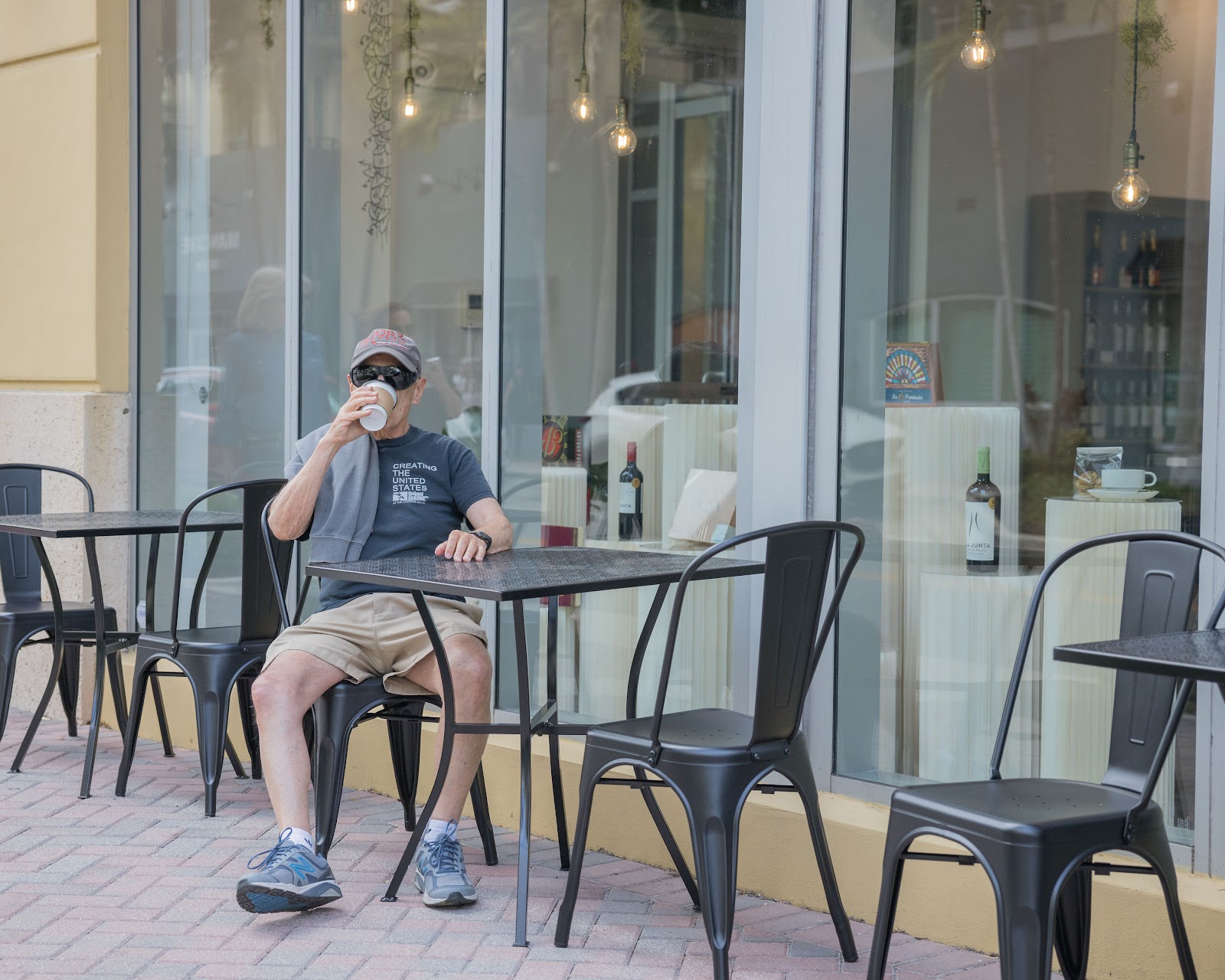 Bartolo’s Cigars, Wine & Coffee photo 8