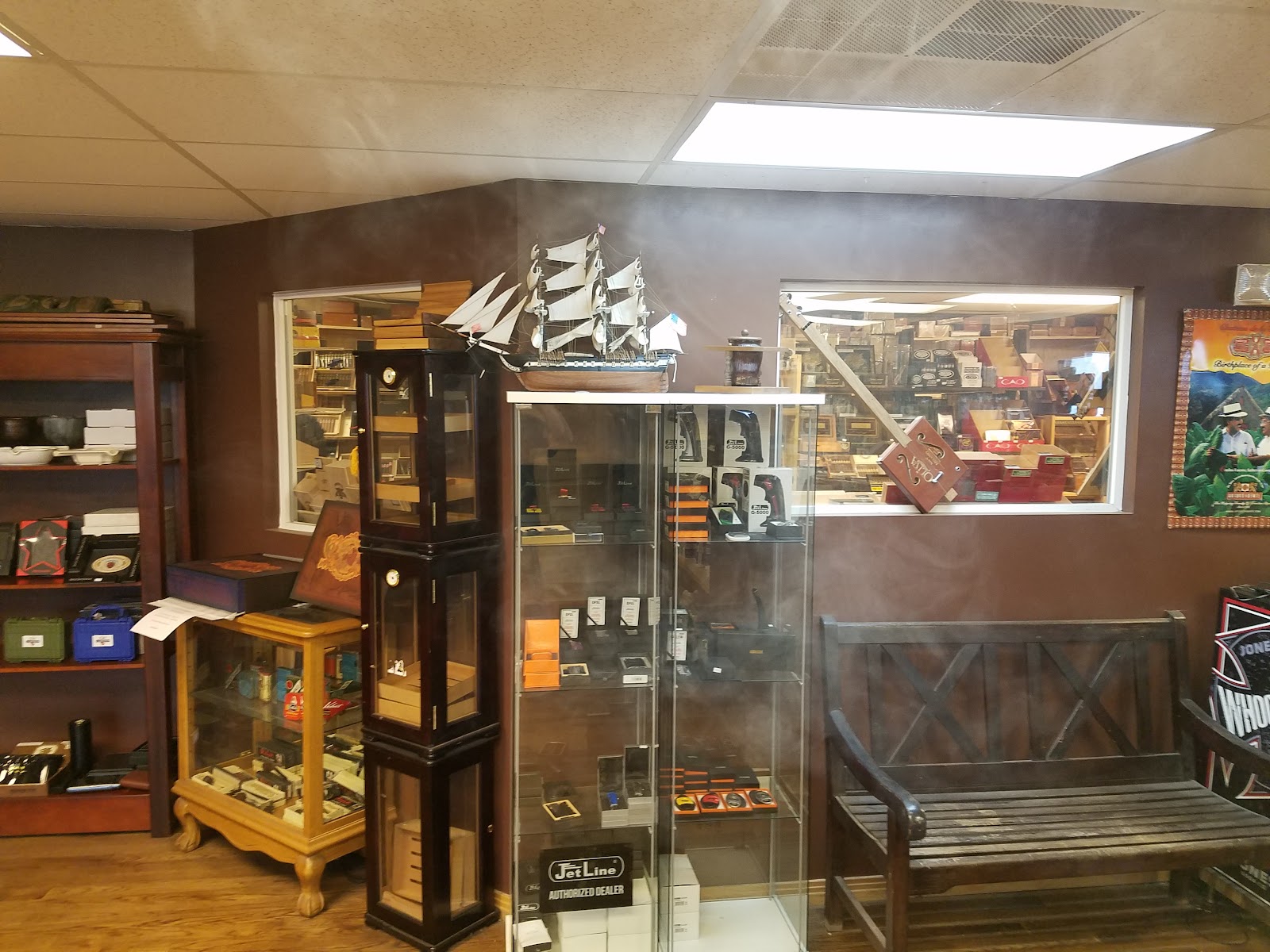 Beehive Cigars photo 3