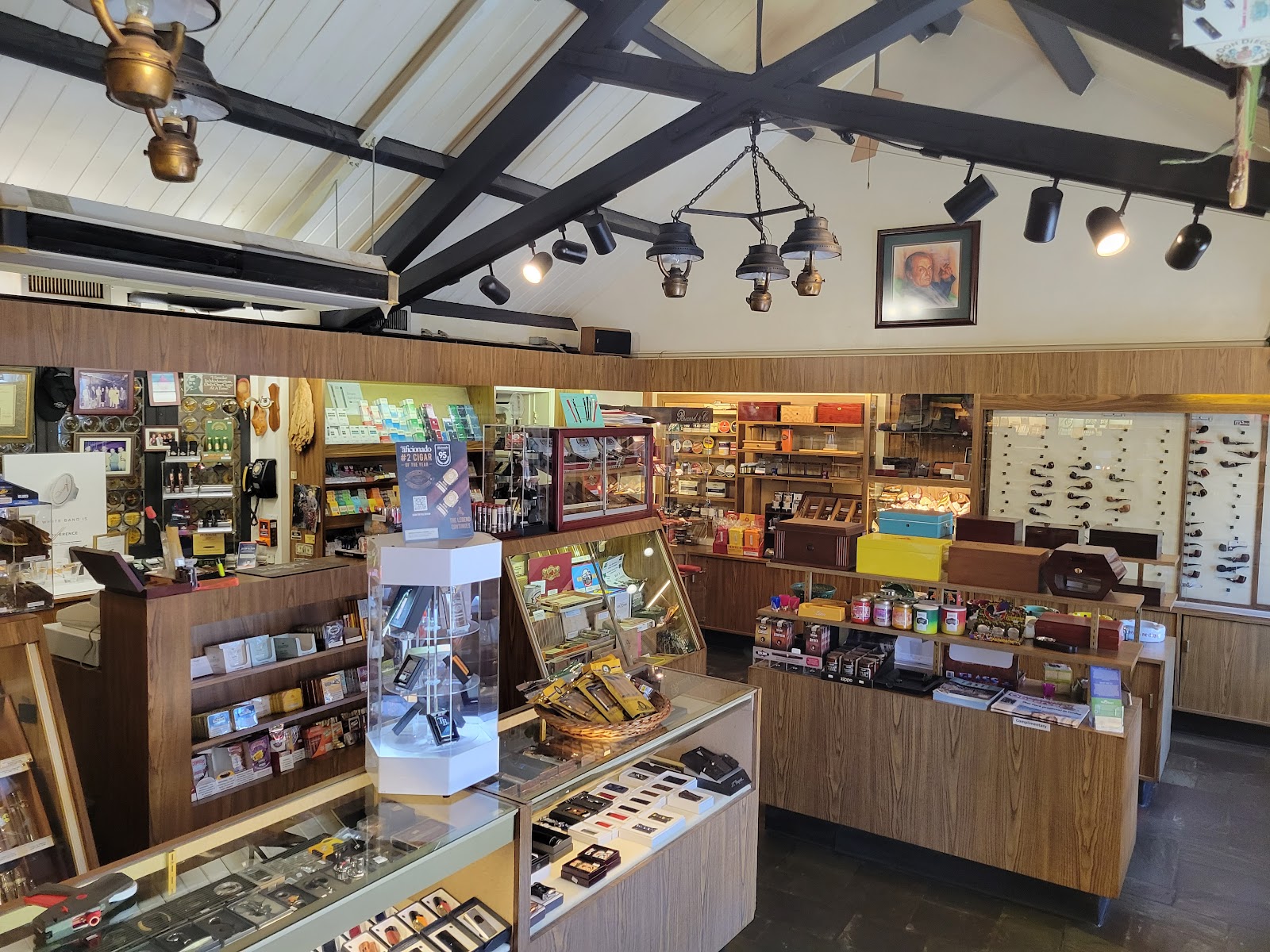 Bennington's Tobacconist photo 3