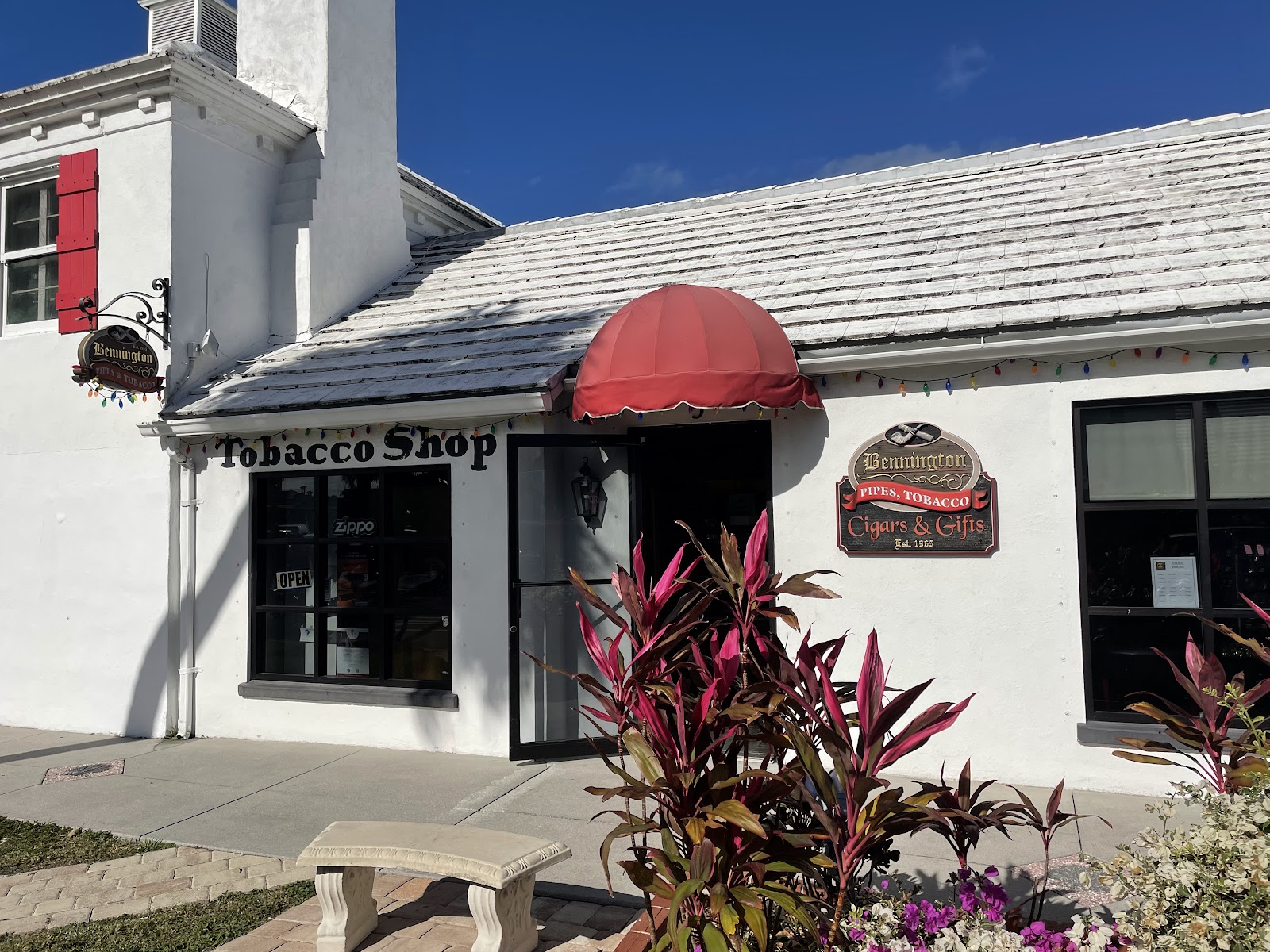 Bennington's Tobacconist photo 4