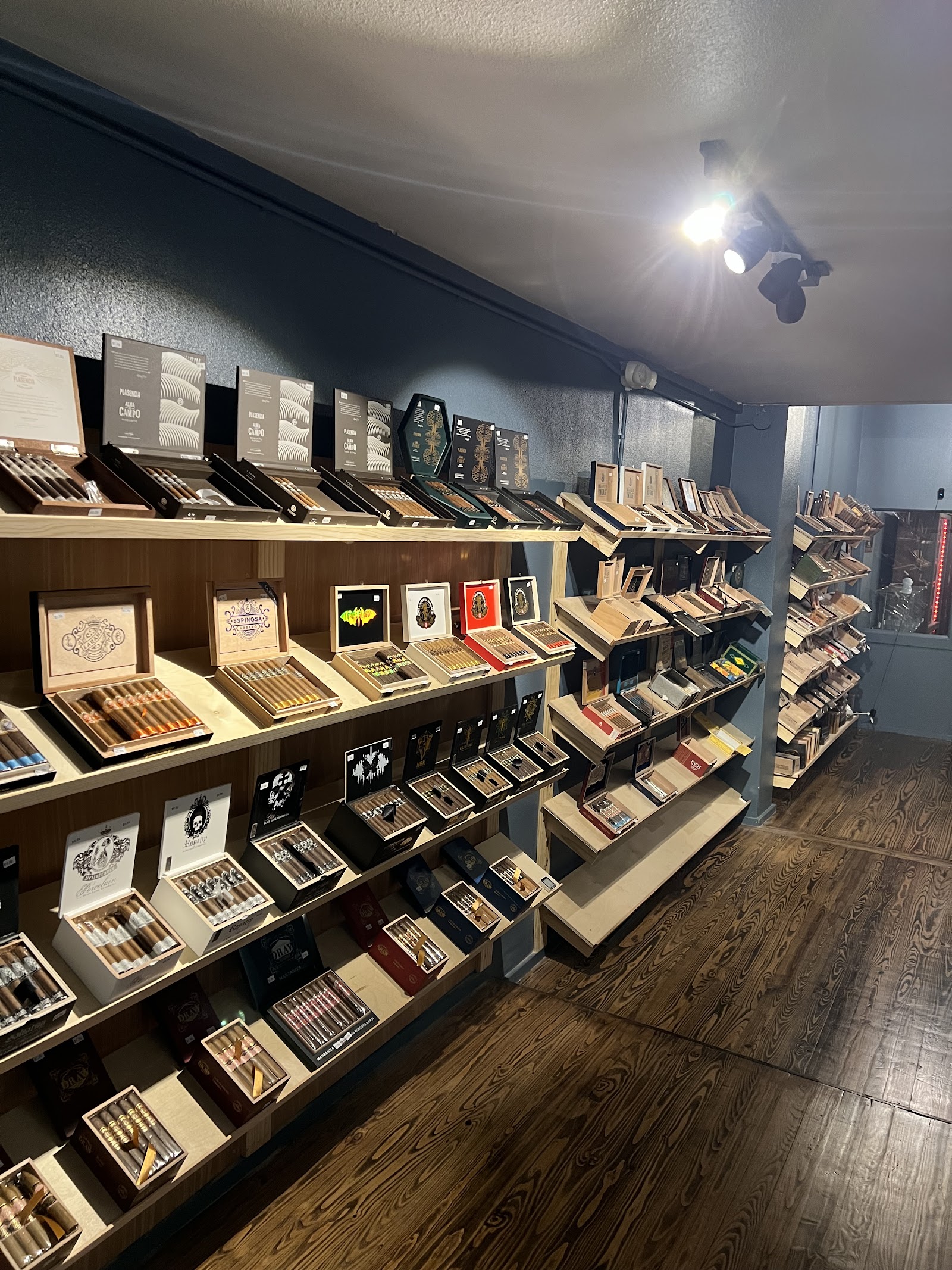 Big Chief Cigar Company photo 9