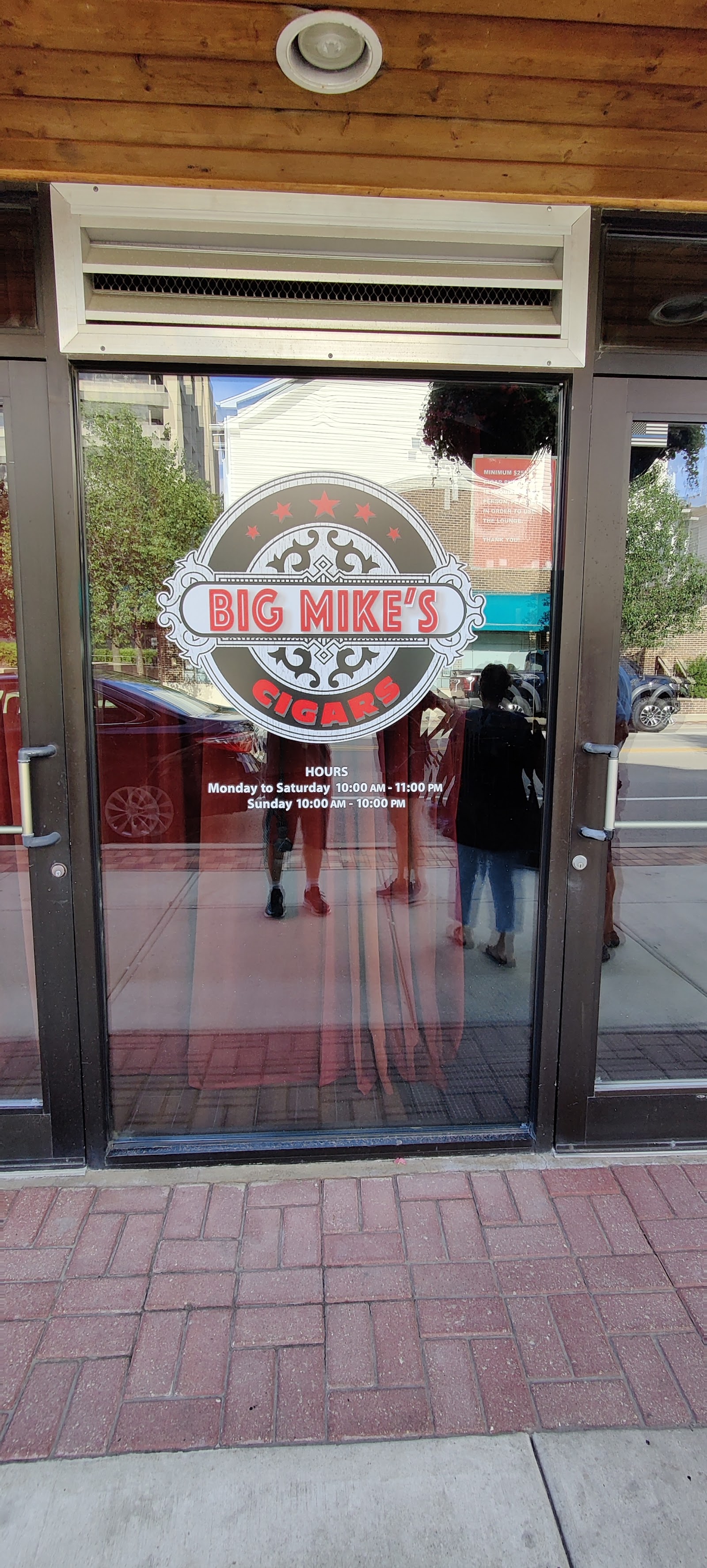 Big Mike's Cigars