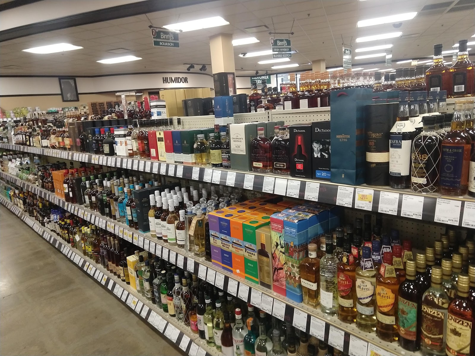 Binny's #11 - Chicago, IL (Lakeview) photo 6