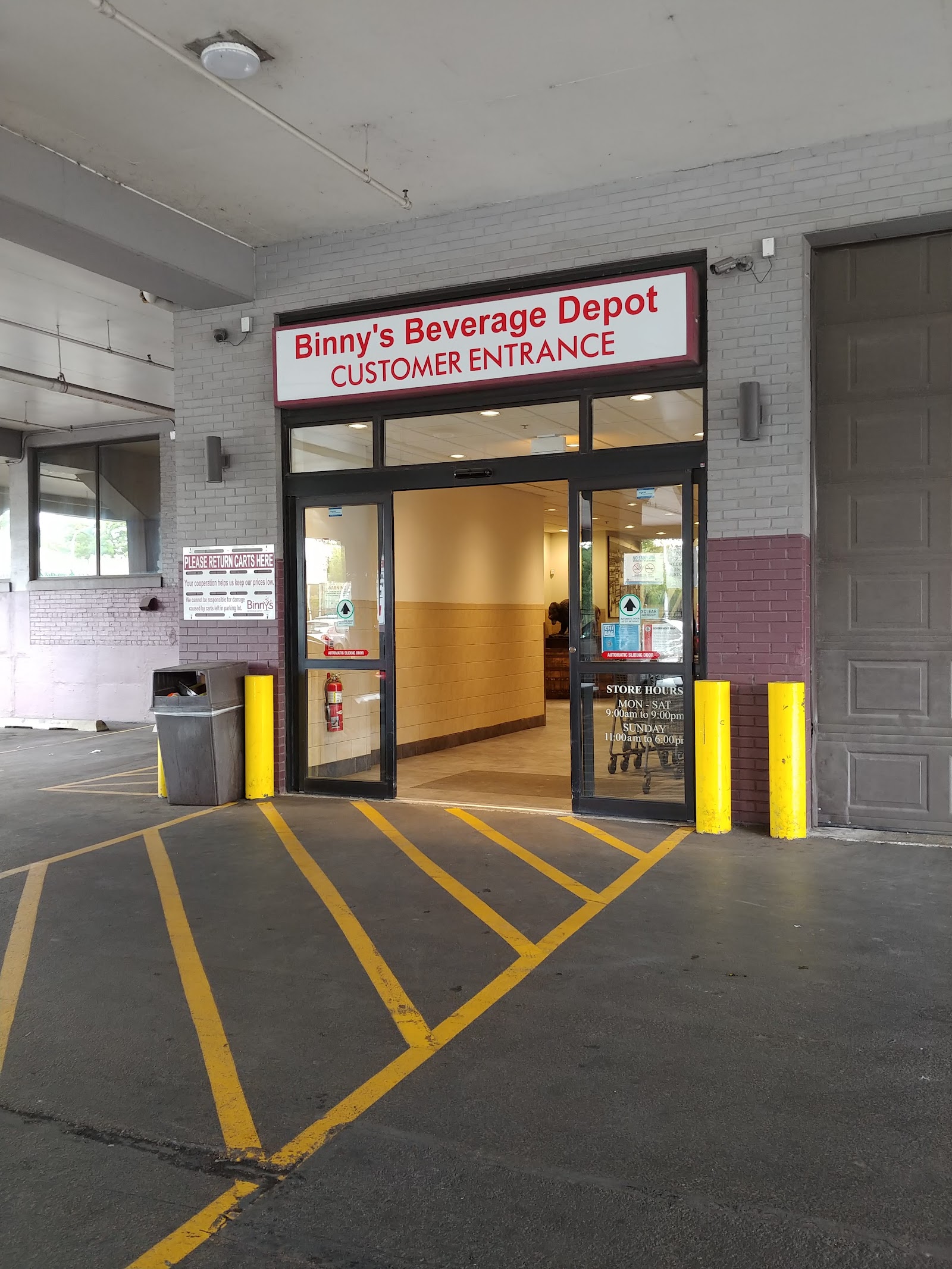 Binny's #22 - Chicago, IL (South Loop)