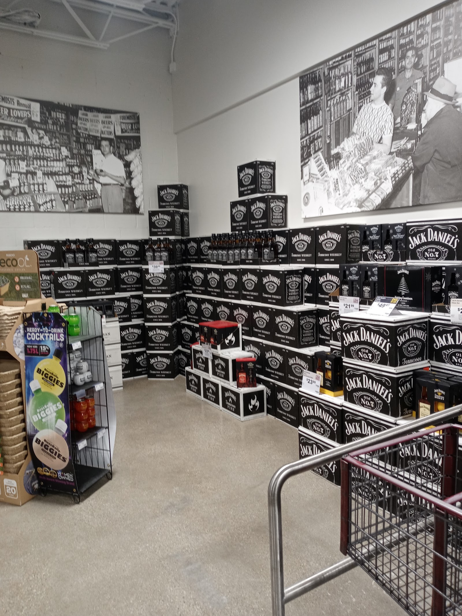 Binny's #30 - Bloomington, IL photo 6