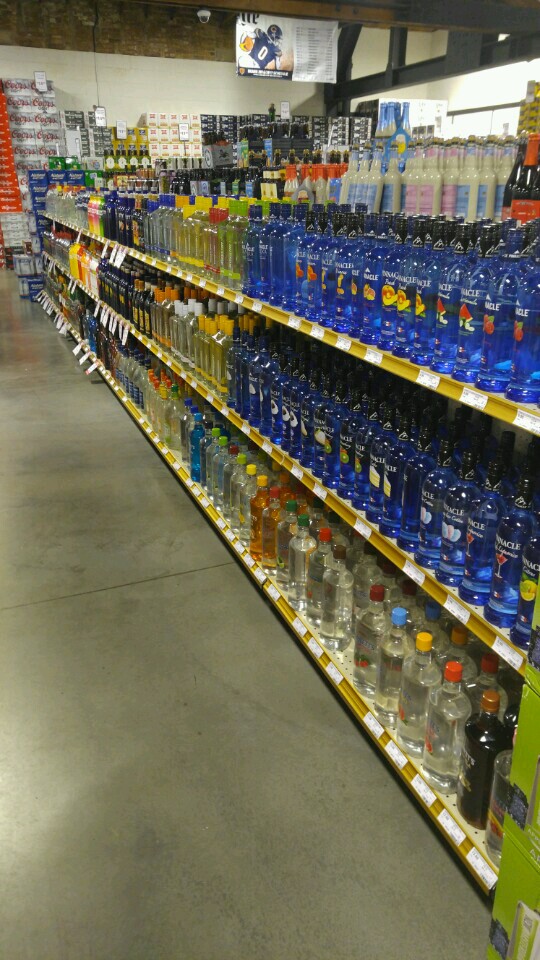 Binny's #31 - Evergreen Park, IL photo 4