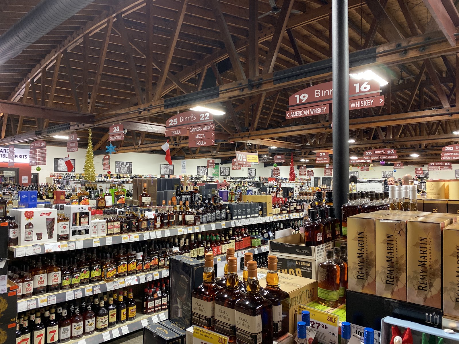 Binny's #31 - Evergreen Park, IL photo 8