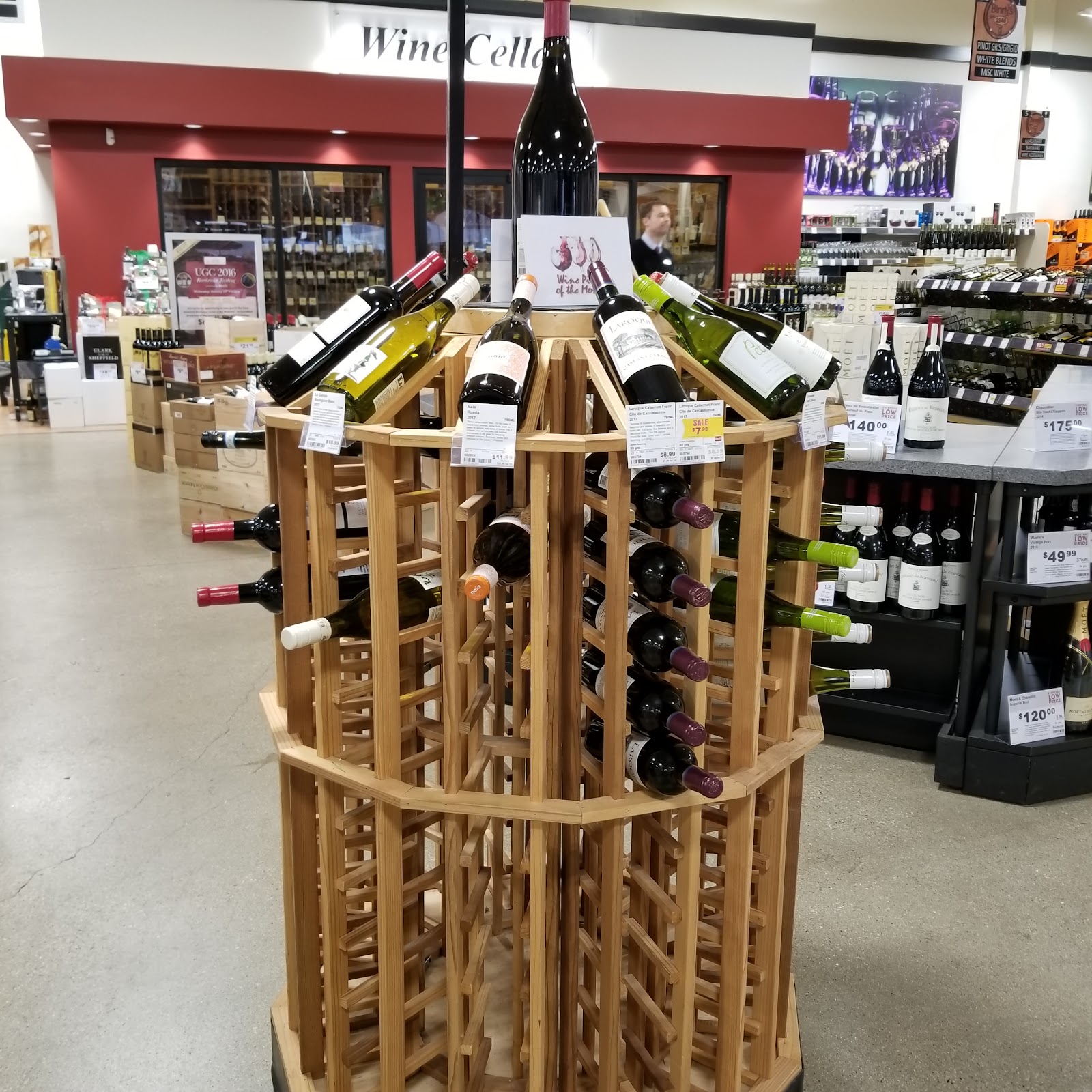 Binny's Beverage Depot (HQ) photo 4