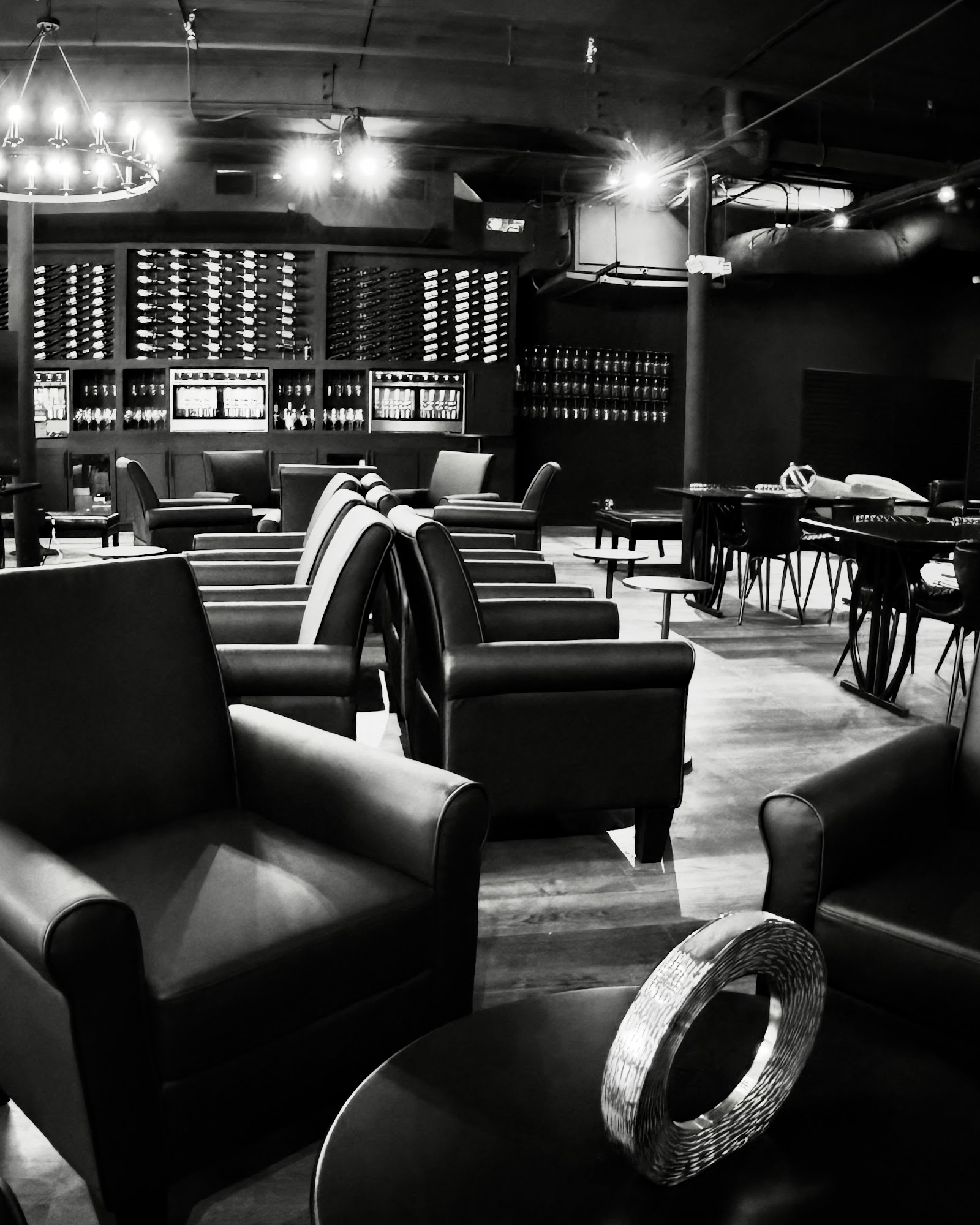 Black Leaf Cigar and Wine Lounge photo 8
