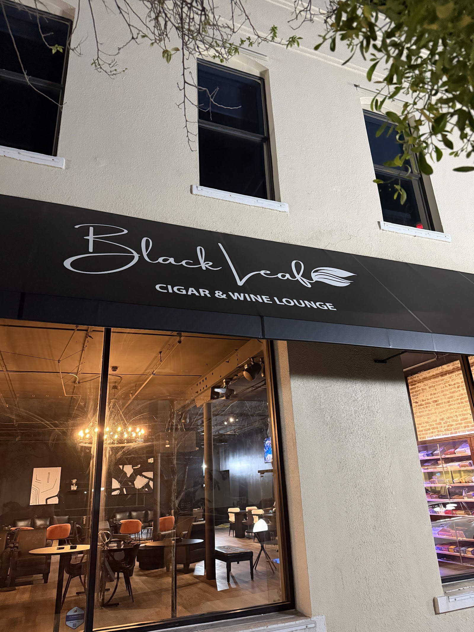 Black Leaf Cigar and Wine Lounge photo 10