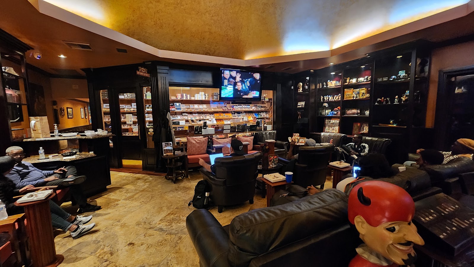 Blue Flame Cigar Lounge photo 3