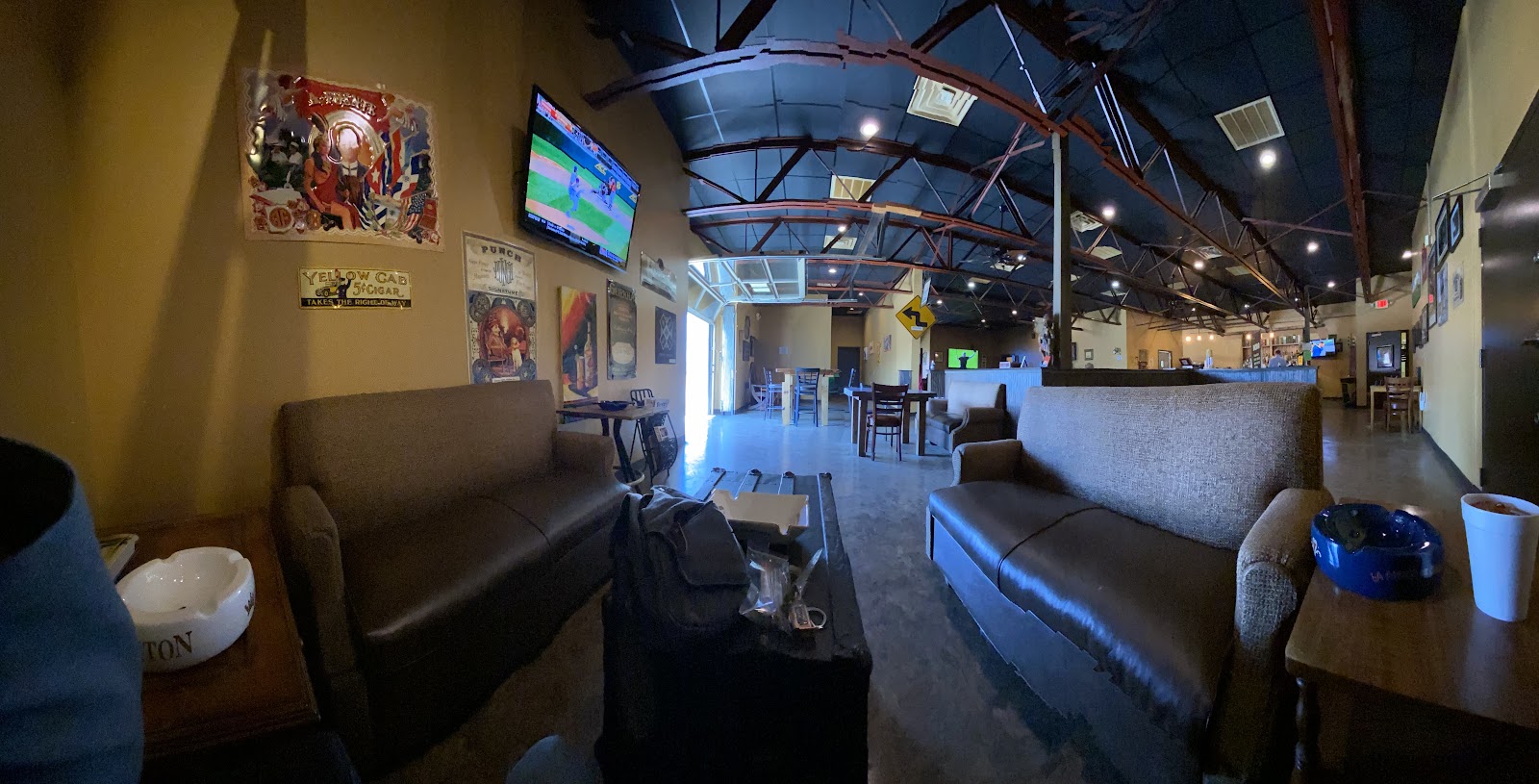 Boda Pipes and Cigar Lounge photo 8