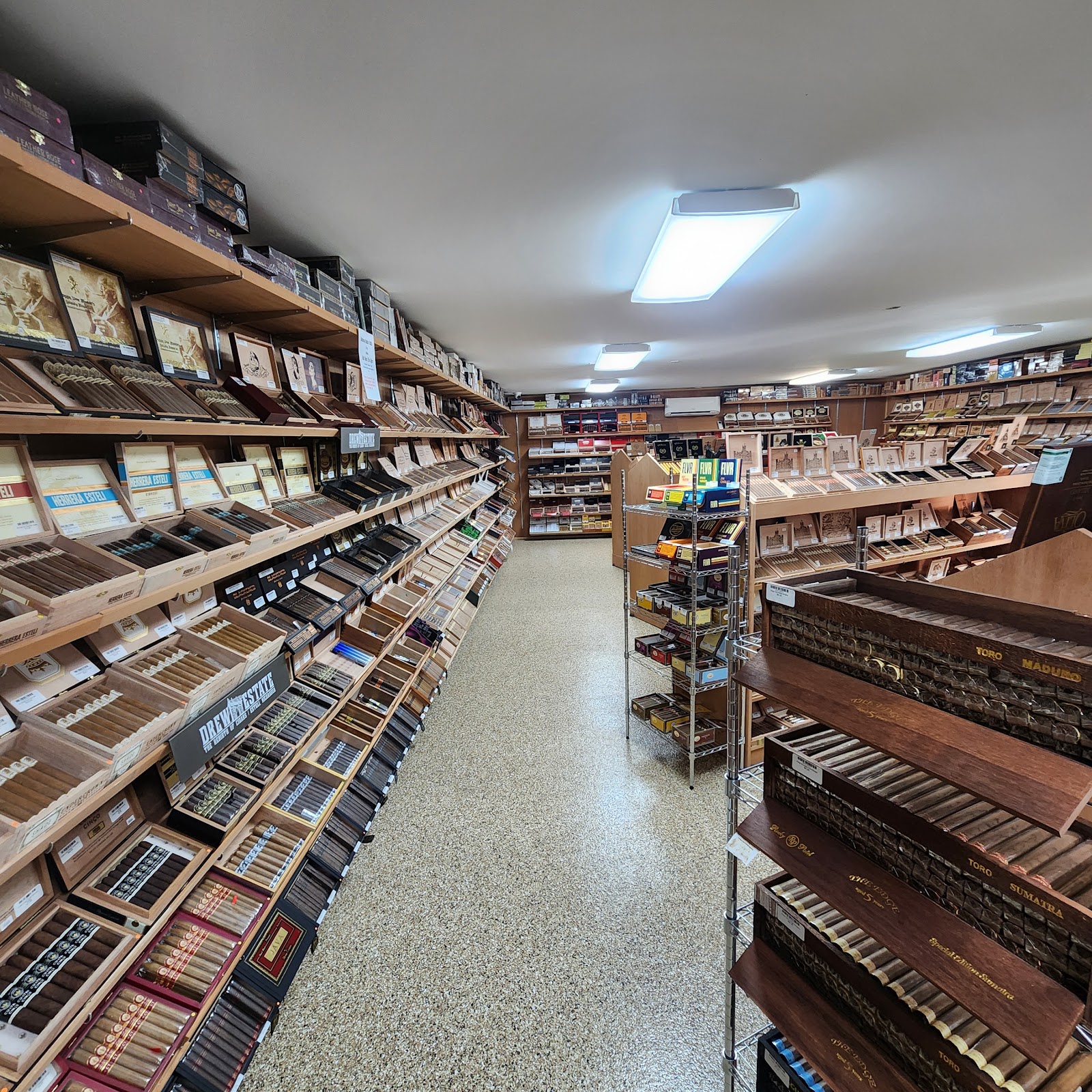 Boll Weevil Fine Cigars photo 2