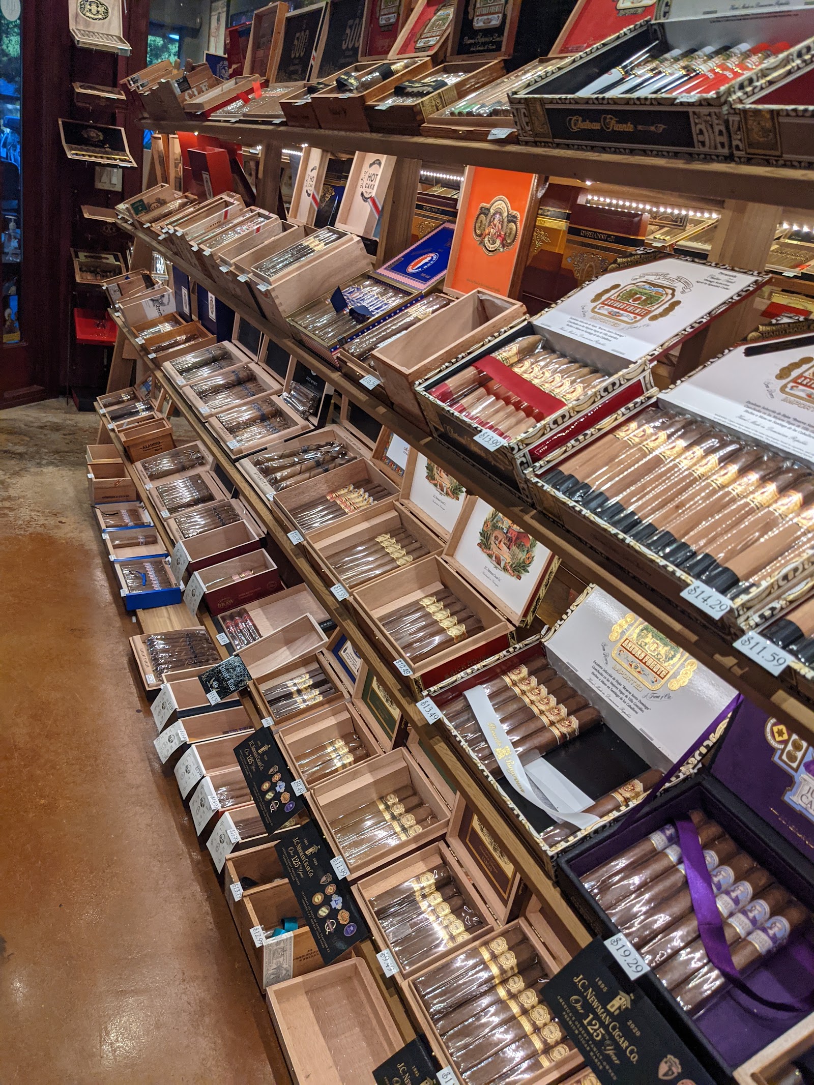 BOTL Inc dba Cigars Mas Fino (HQ) photo 3