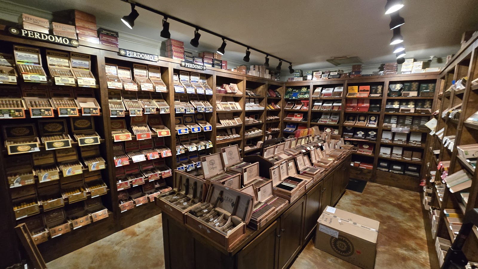 Bouch's Premium Cigars, Accessories & More photo 5