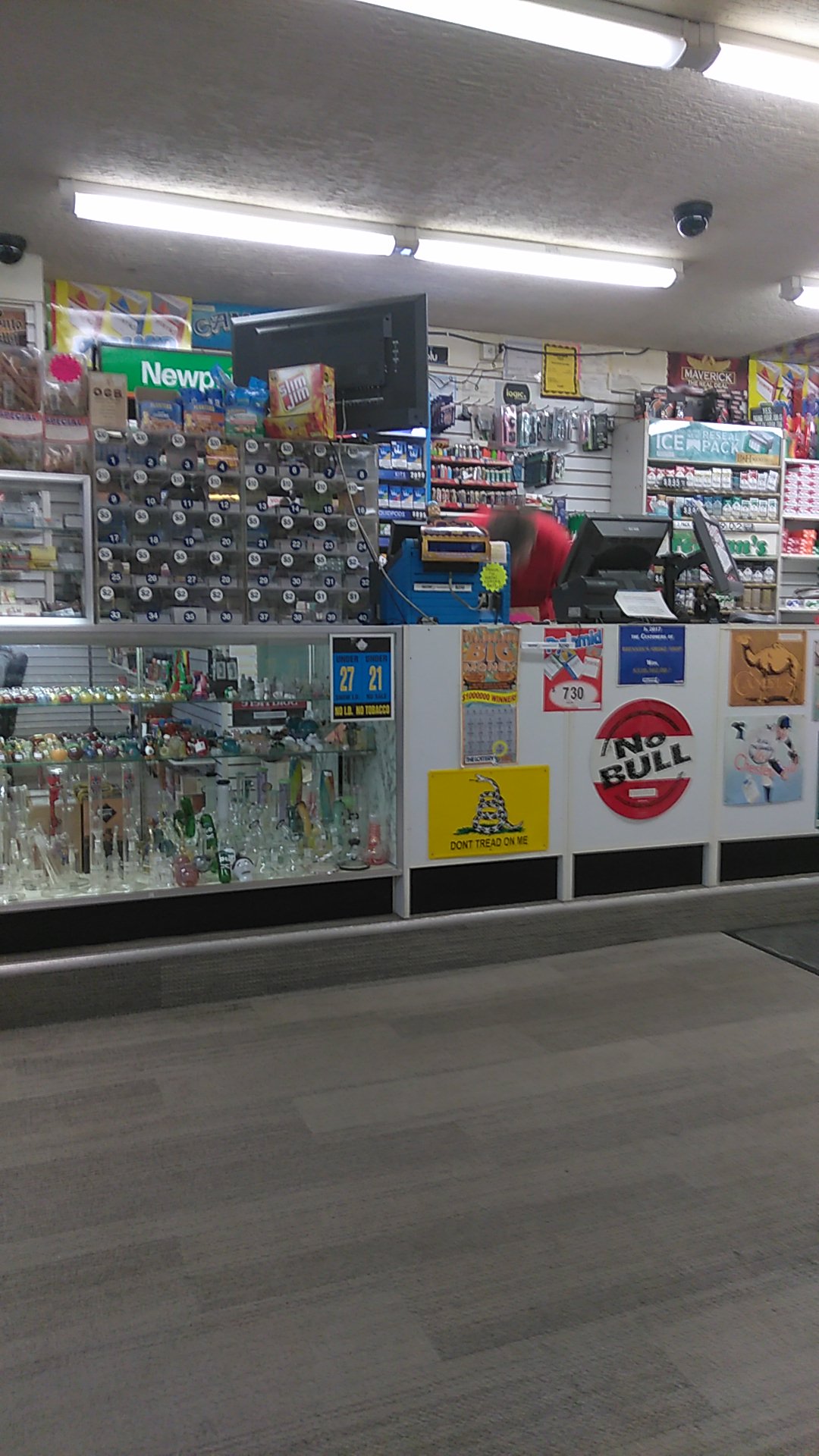 Brennan's Smoke Shop (HQ) photo 2