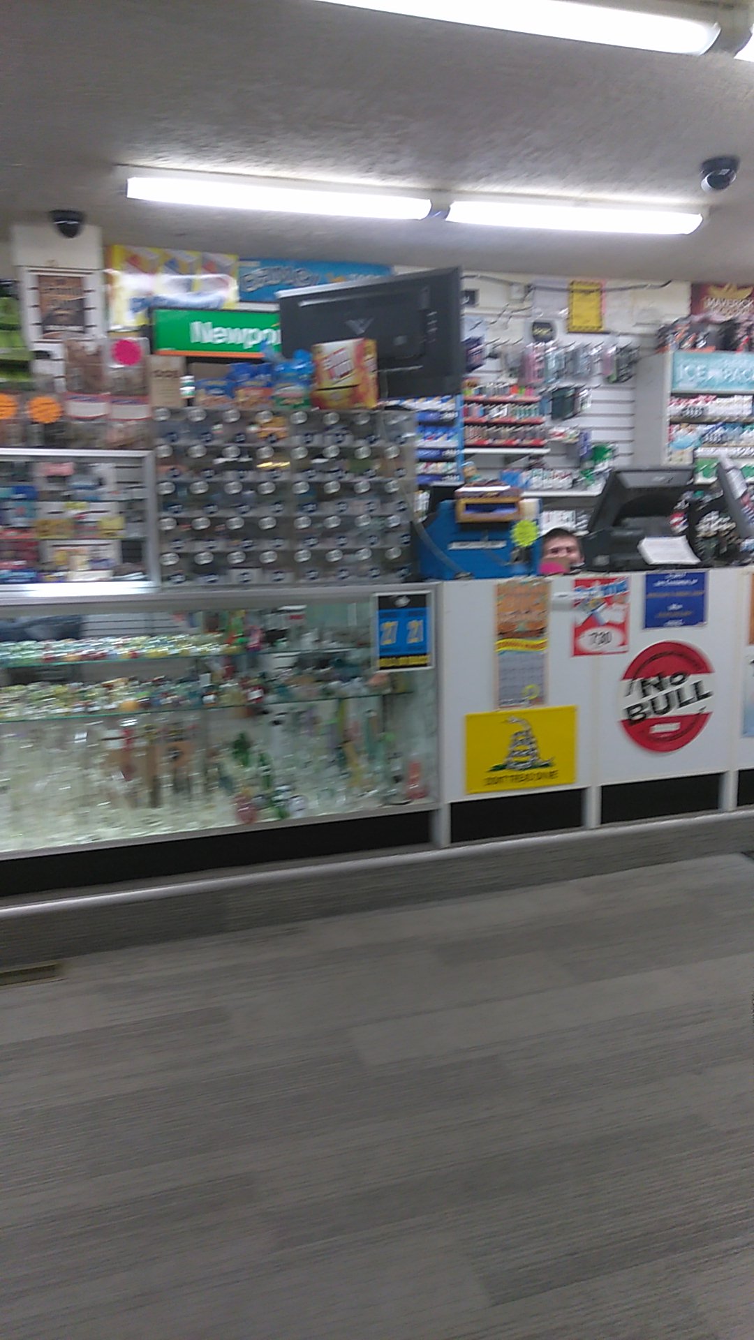 Brennan's Smoke Shop (HQ) photo 4