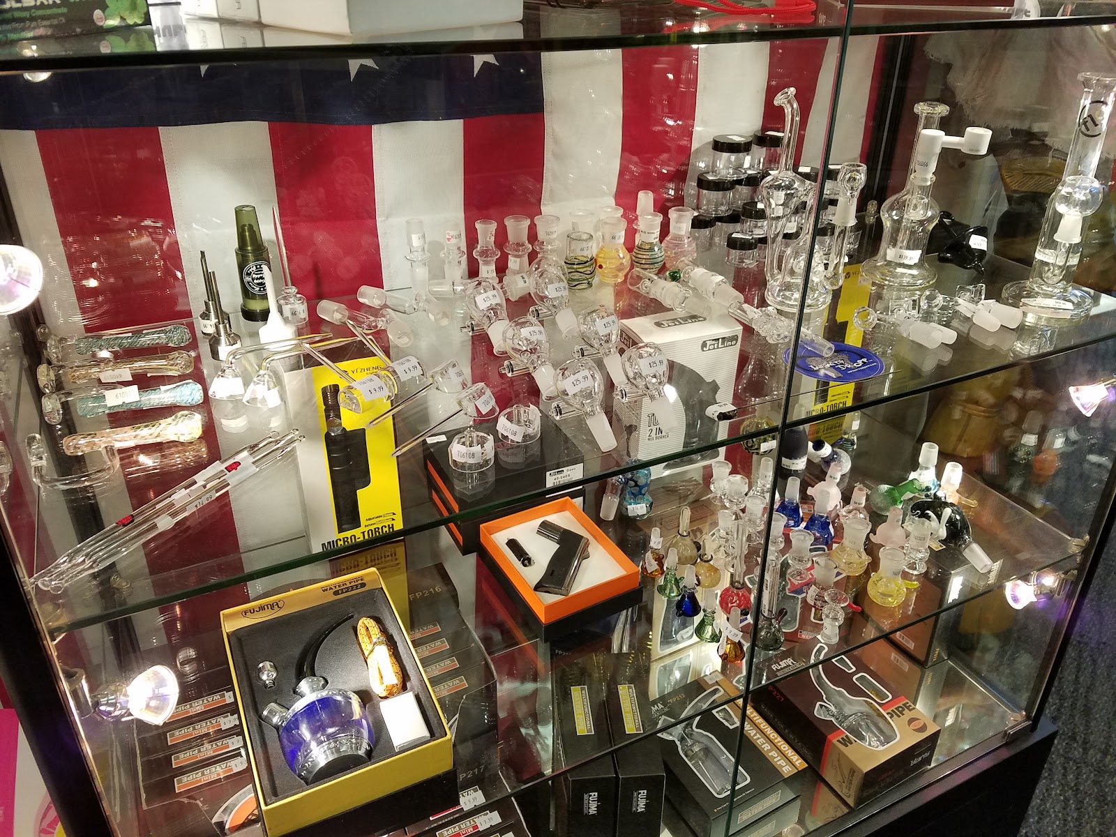 Brennan's Smoke Shop - Pembroke photo 2