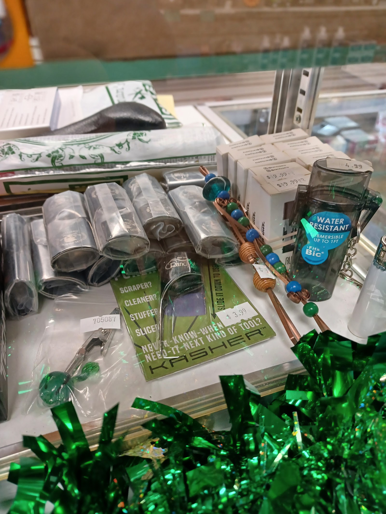 Brennan's Smoke Shop - Taunton photo 3