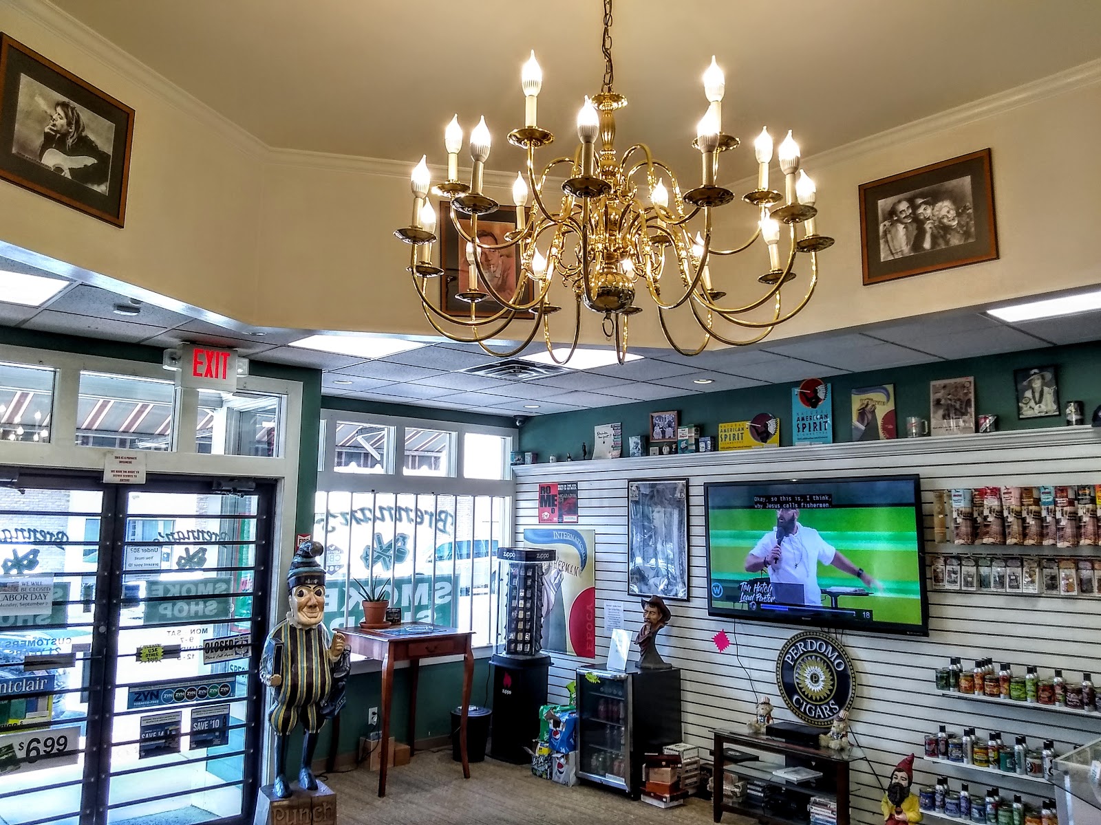 Brennan's Smoke Shop - Taunton photo 5