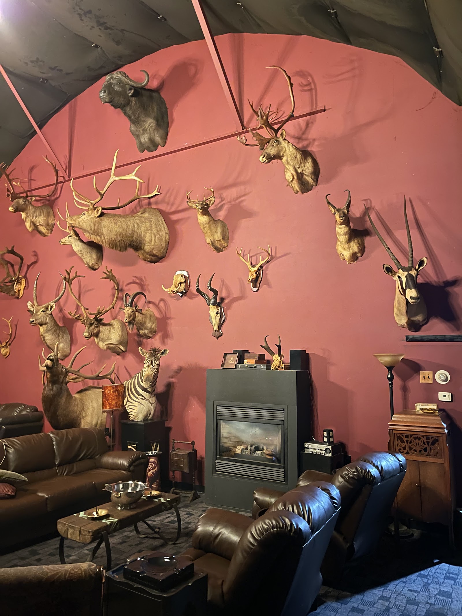 Broadway Cigar Company (HQ) photo 6