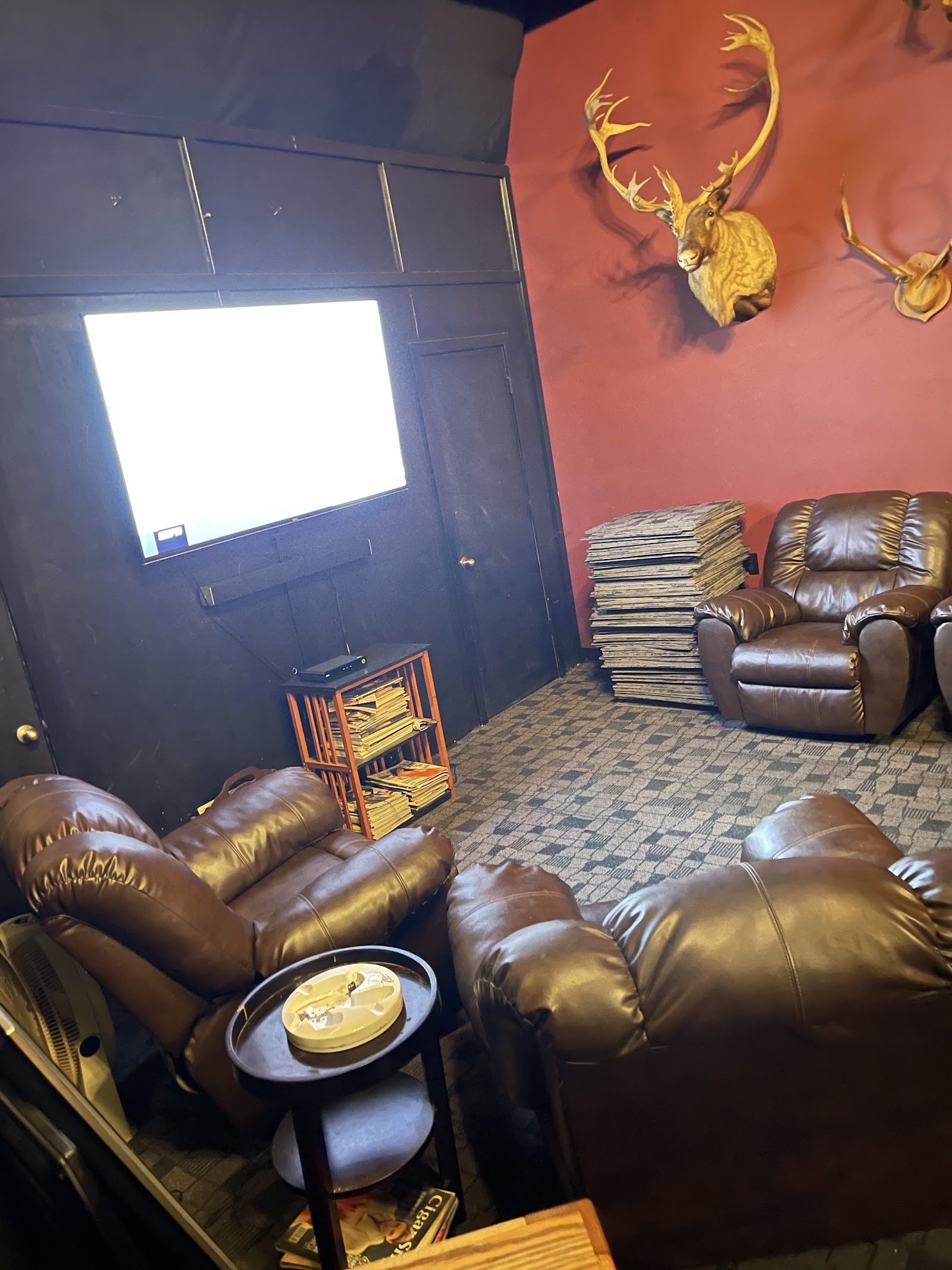 Broadway Cigar Company (HQ) photo 9