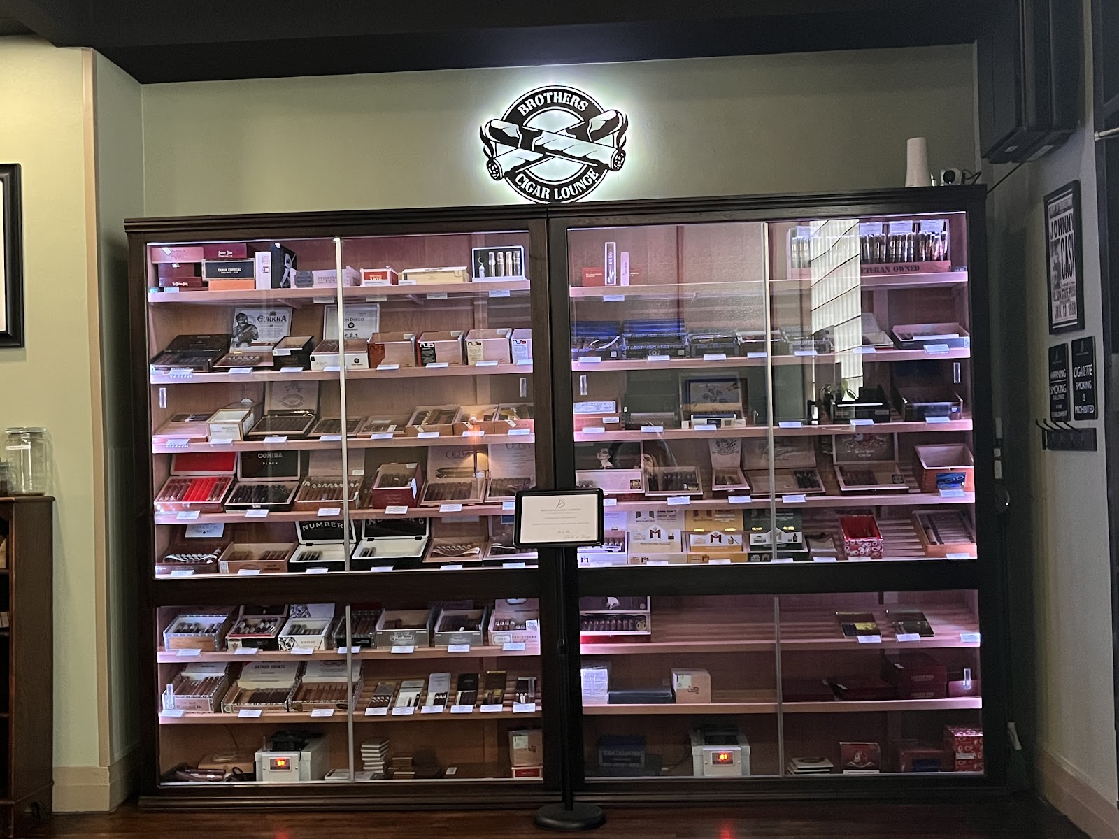 Brothers Cigar Lounge photo 3
