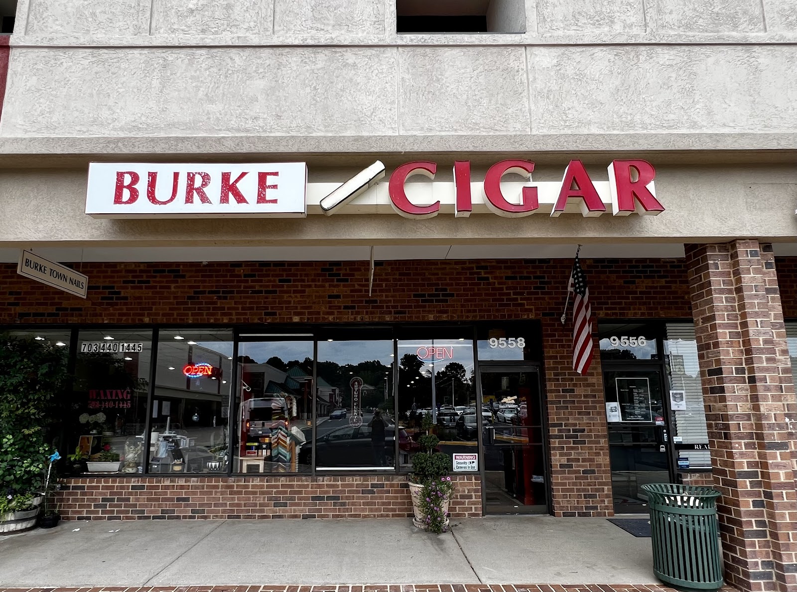 Burke Cigar Lounge (HQ)