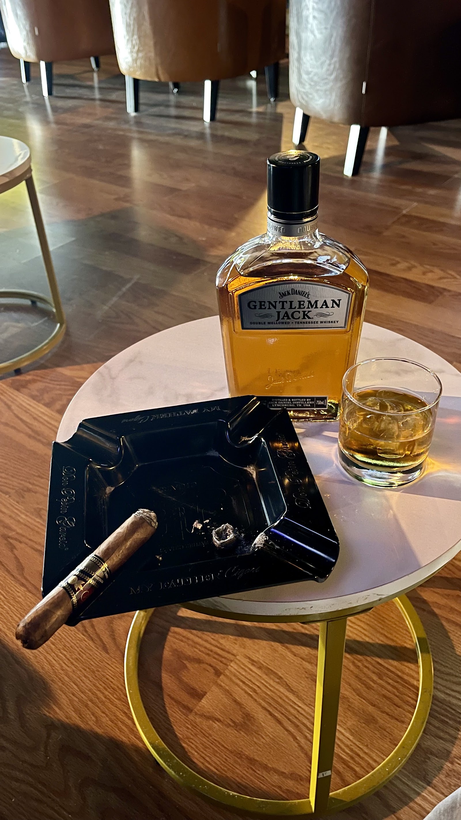Burn Cigar Lounge photo 8